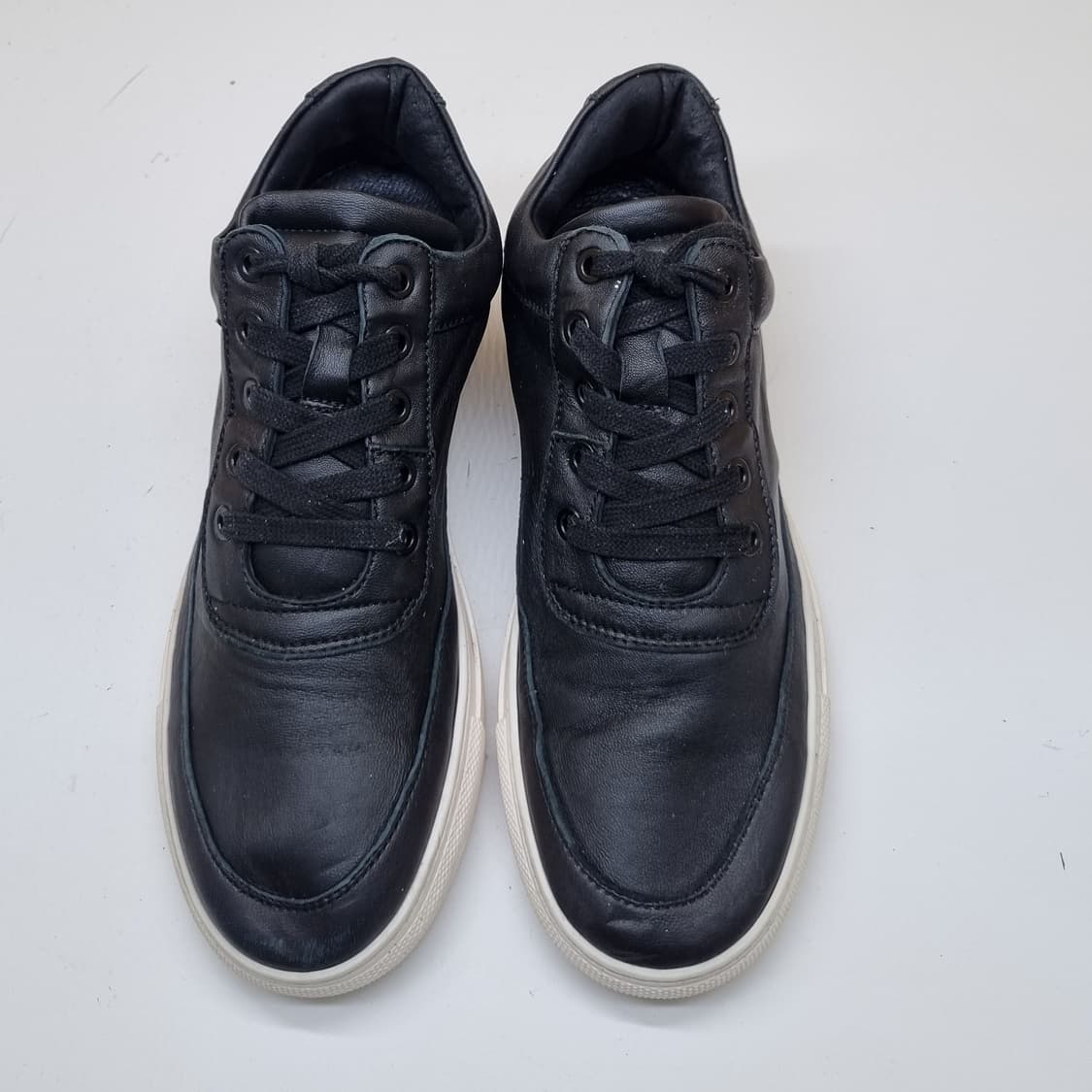 슈콤마보니 가죽스니커즈38 250. 상품이미지2