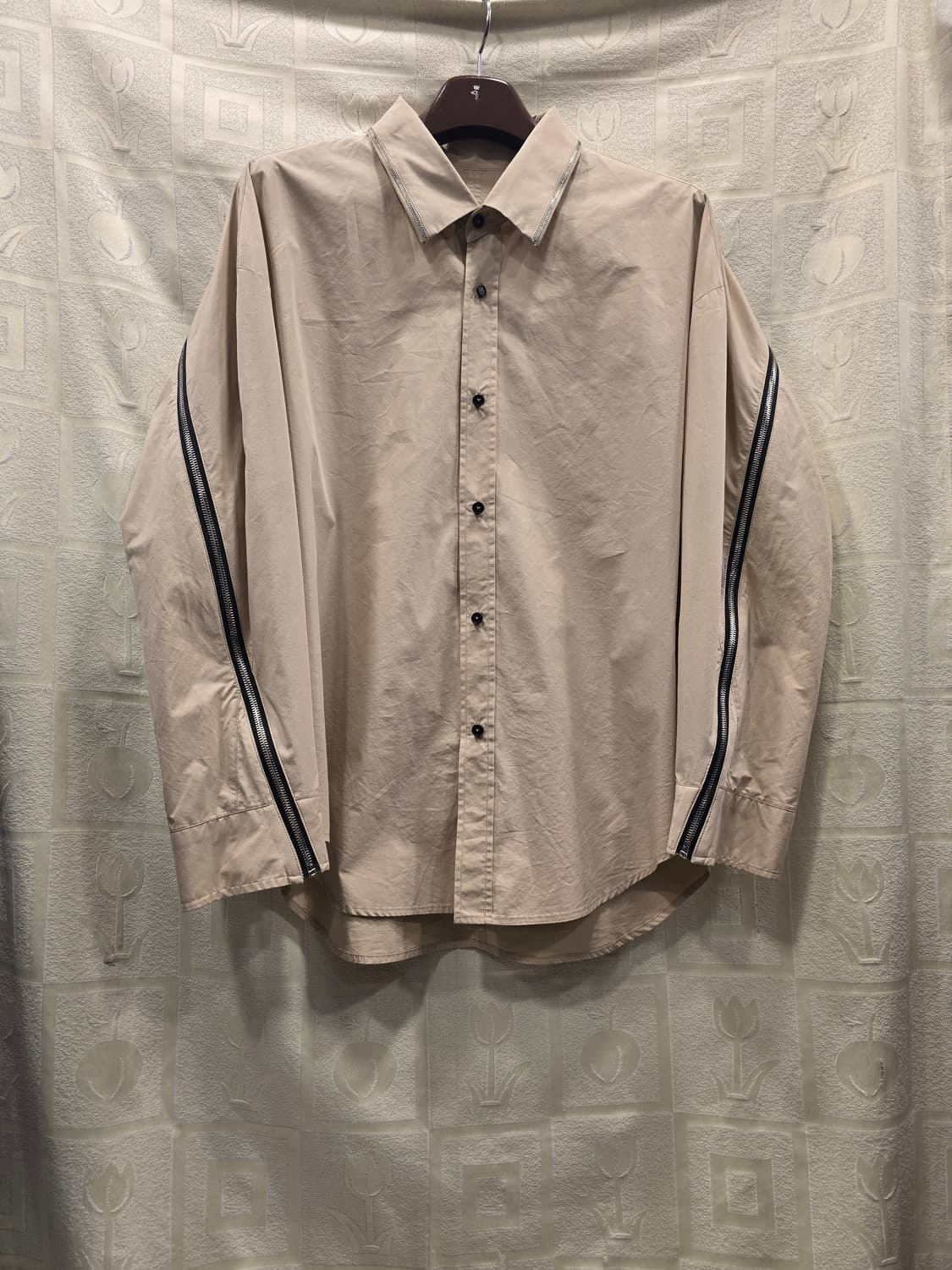 시스템 옴므 베이지색 오퍼핏 셔츠 95~100 상품이미지1