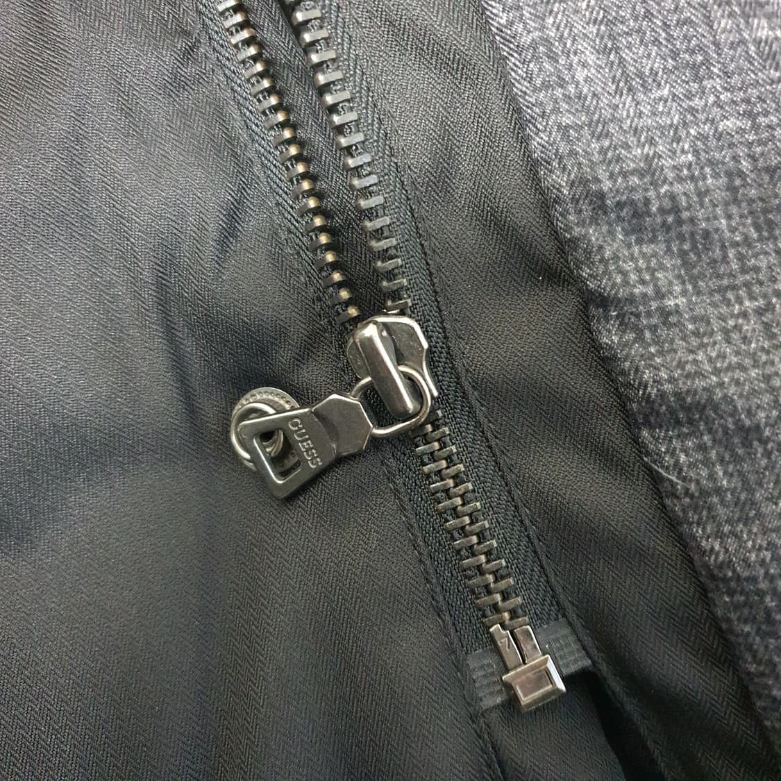 게스 오리털 겨울패딩 남자95 상품이미지9