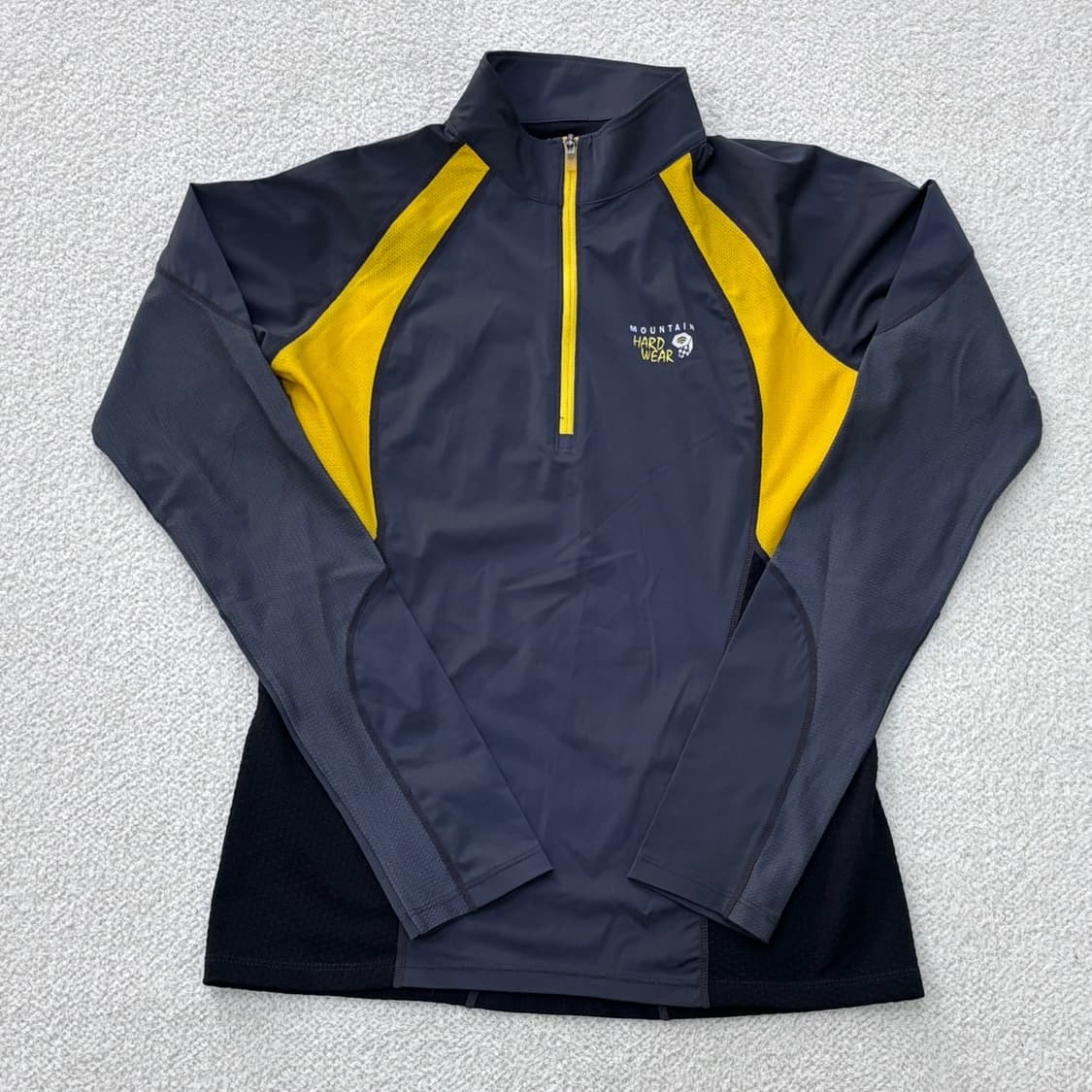 S 마운틴하드웨어 반집업 긴팔 티셔츠 0310E 상품이미지1