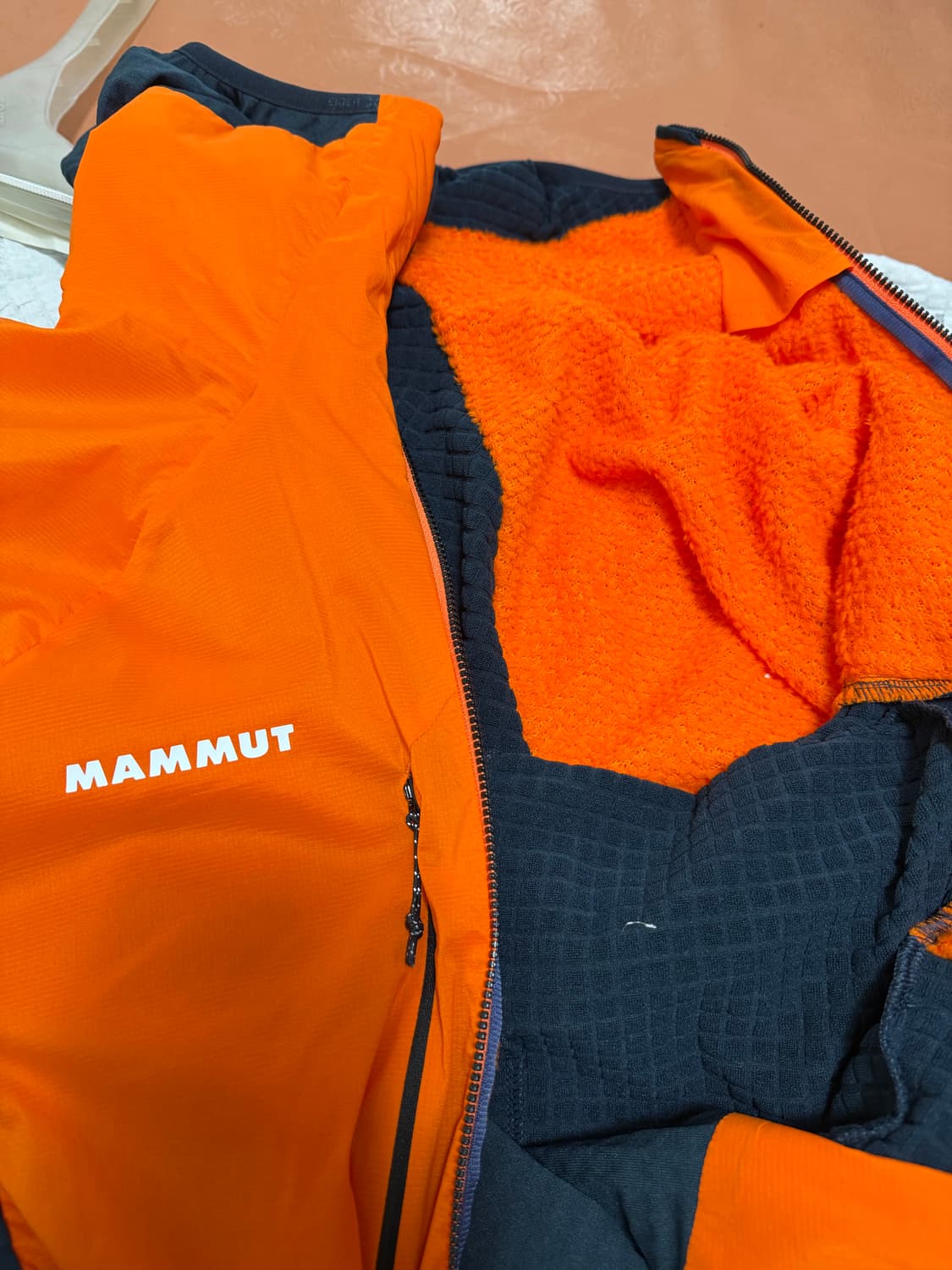 아이거 노드완드 미드레이어 하이브리드 후드 자켓 남성 M11E5FM008 상품이미지2