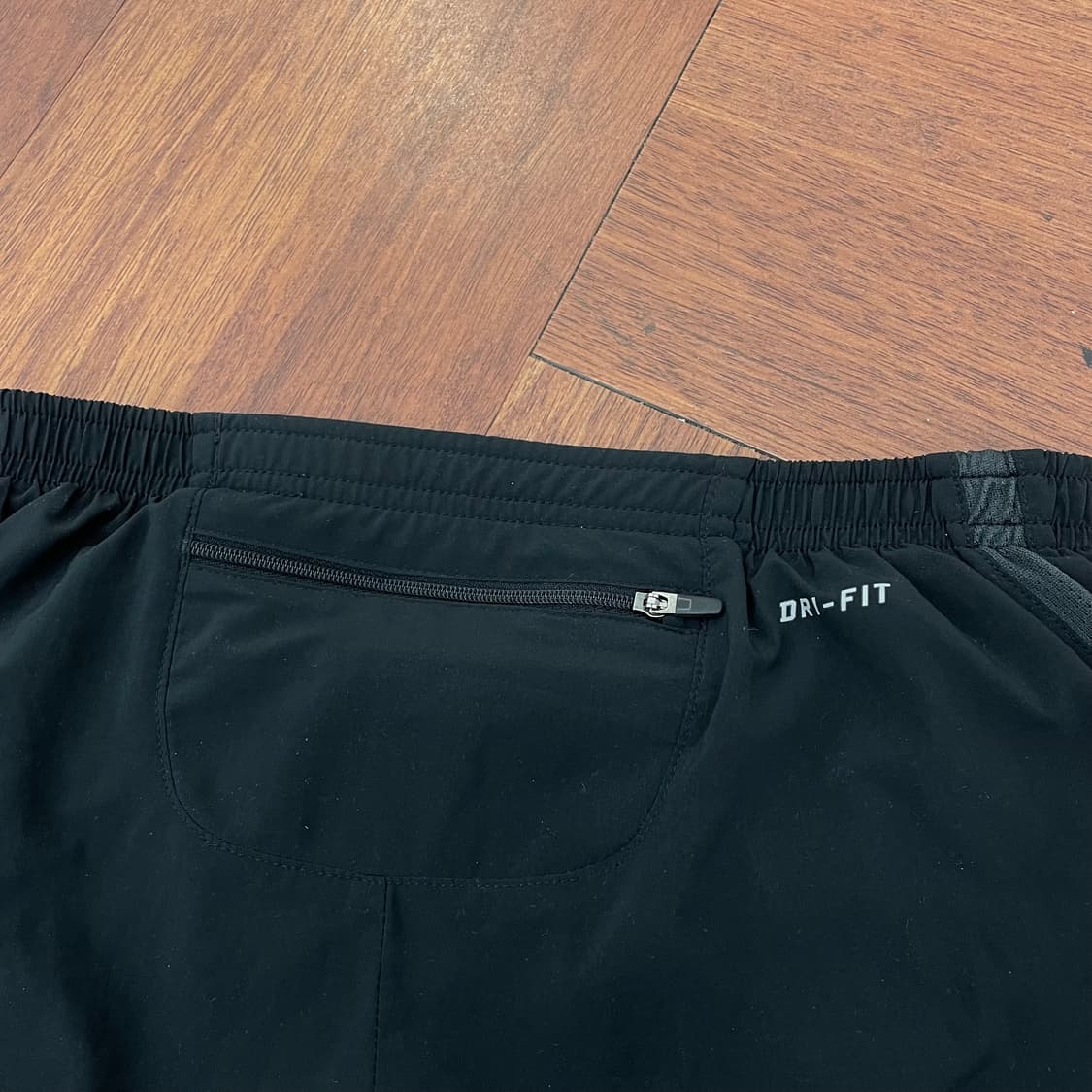 나이키 러닝 쇼츠 상품이미지2