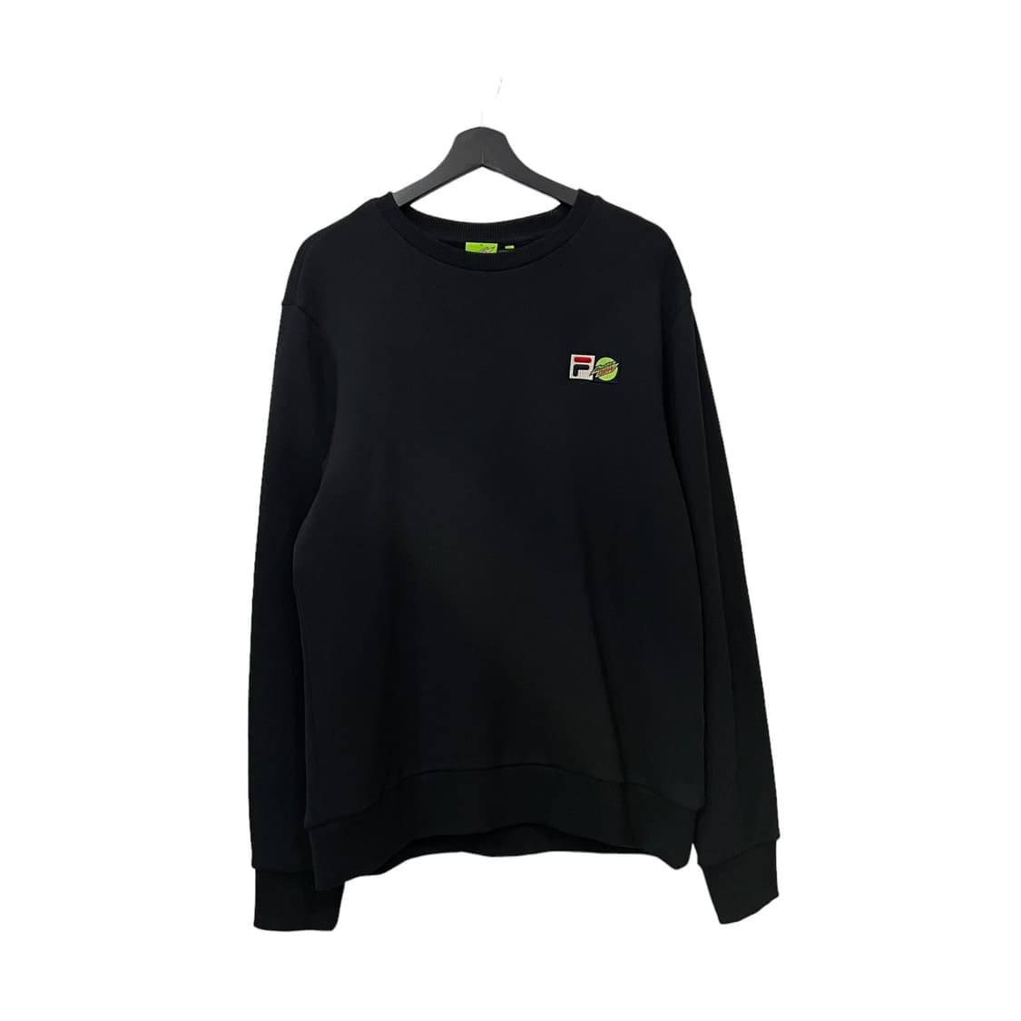 휠라 x 마운틴듀 자수 로고 맨투맨 상품이미지1