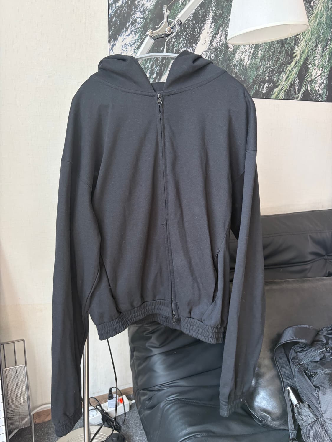 다이브인 LIGHT CROP HOOD ZIP-UP (BLACK) 2사이즈 상품이미지1