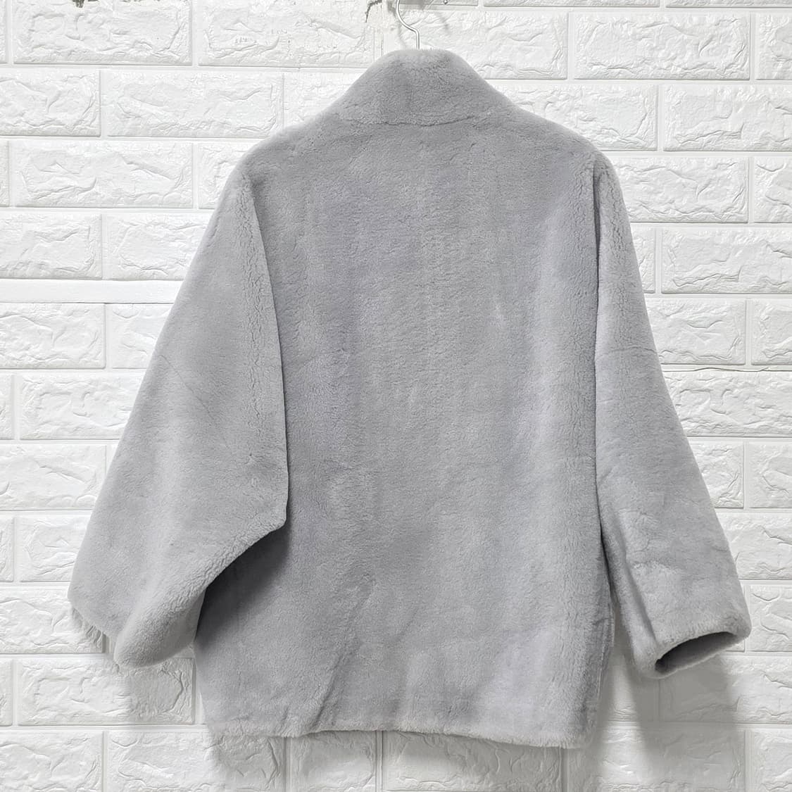 택포_ 21s CelebShop 양털 퍼 자켓 S 상품이미지4