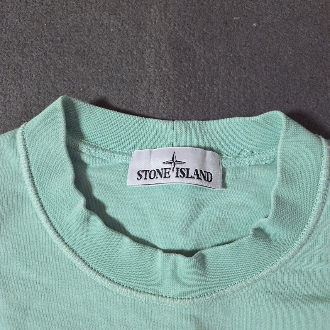 스톤아일랜드 가먼트다이 와펜맨투맨 M 아쿠아민트 상품이미지3