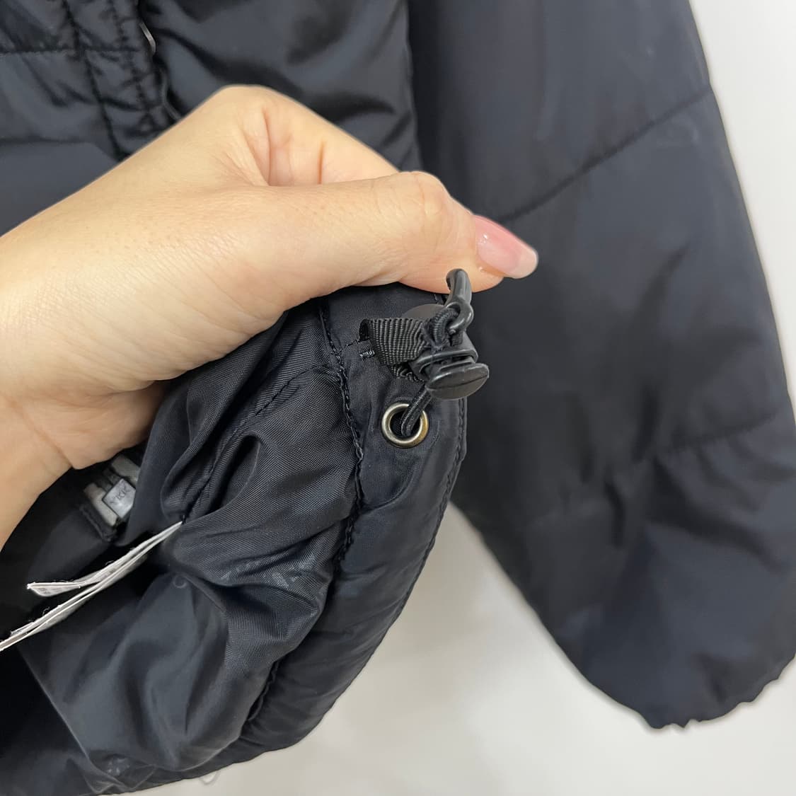 노스페이스 자수로고 블랙 경량패딩 상품이미지6