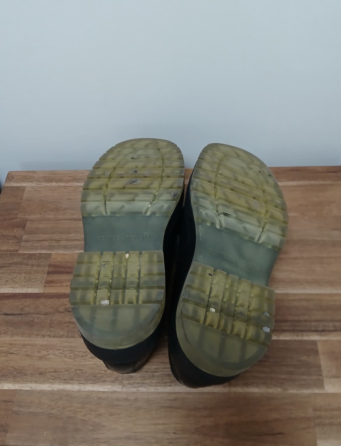 보테가 베네타 아이스솔 더비 42 상품이미지4