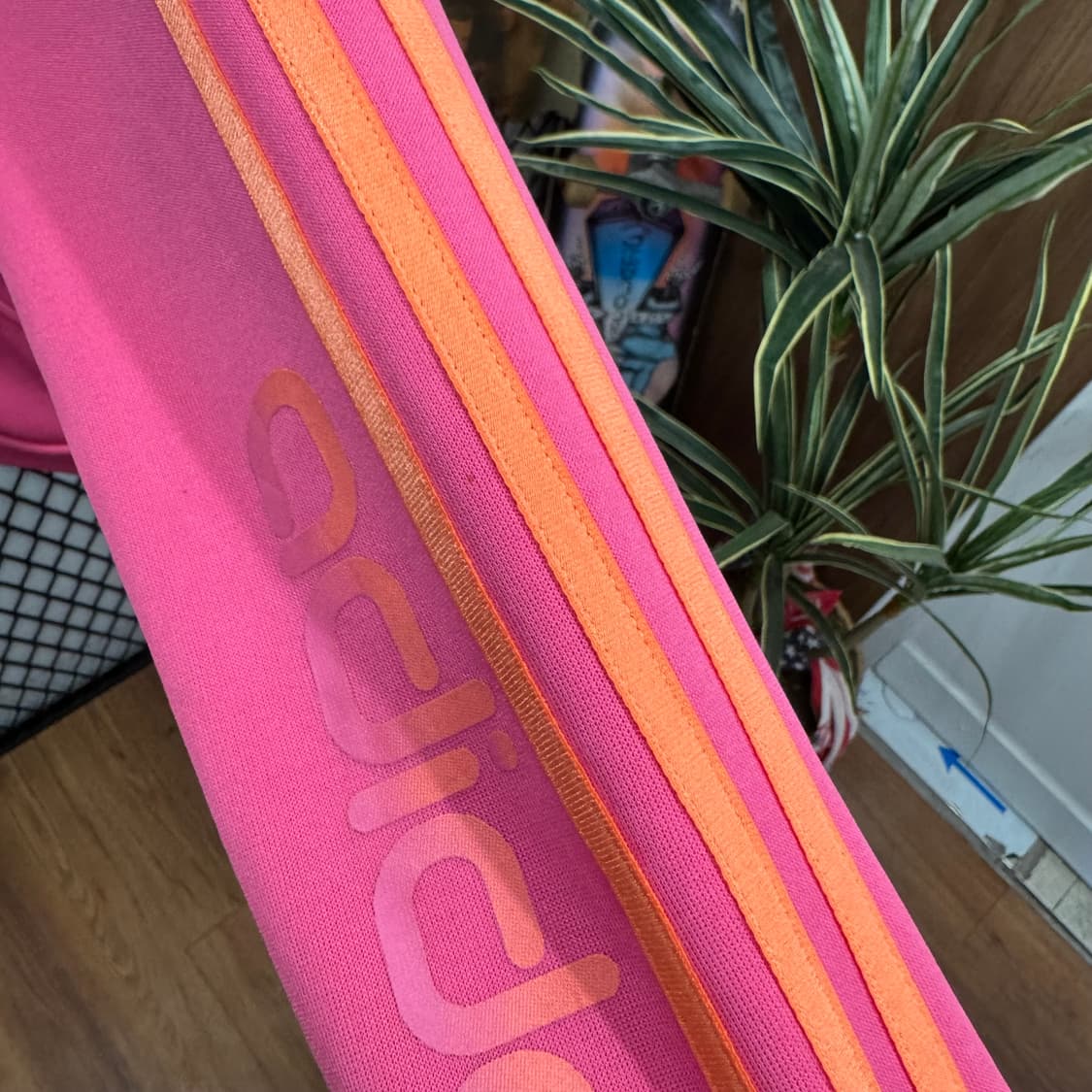 아디다스 Y2K 트랙 자켓 사이드 레터링 로고 포인트 핑크 상품이미지5