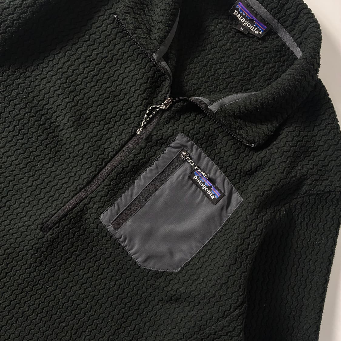 Patagonia 파타고니아 재팬라인 R1 에어풀 반집업 히트웜 상품이미지3