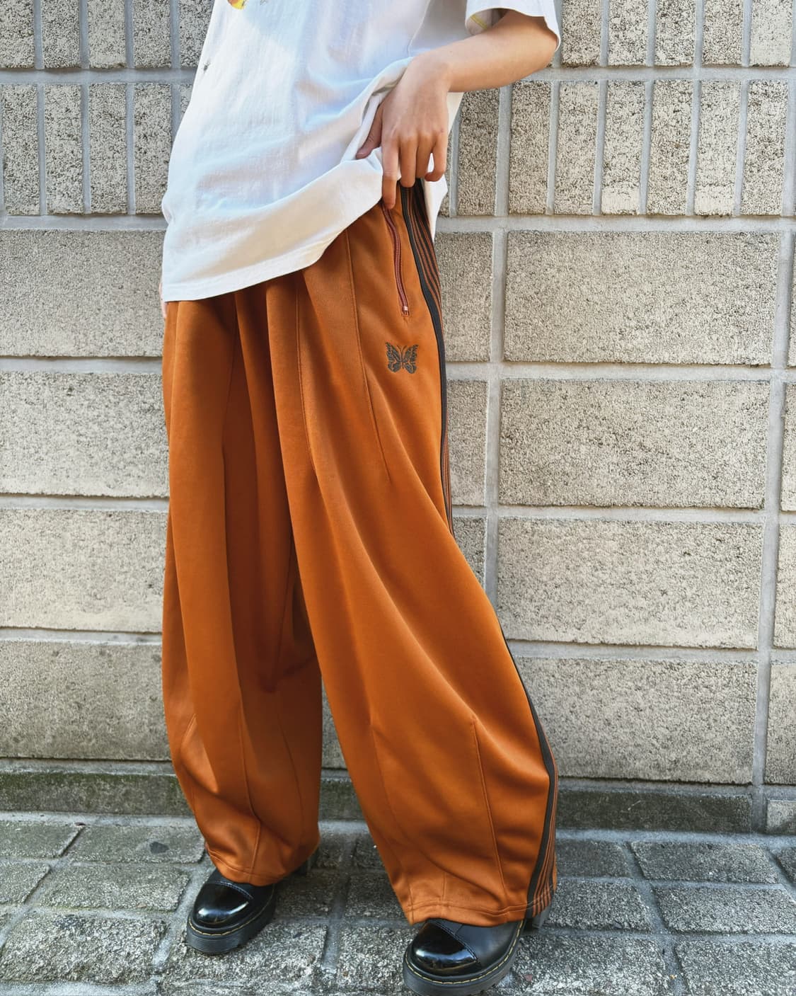 니들스 오렌지 HD 트랙팬츠 상품이미지1