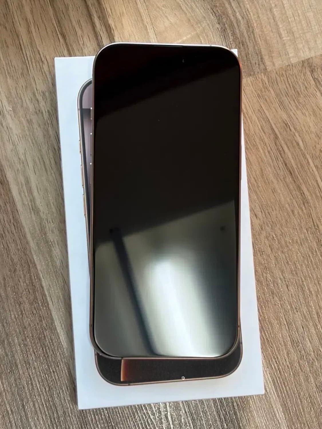 아이폰16pro 256GB 데저트티타늄 상품이미지2