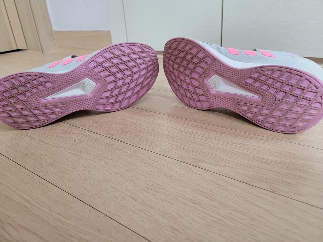 아디다스 Adidas 키즈 운동화 240 핑크 상품이미지10