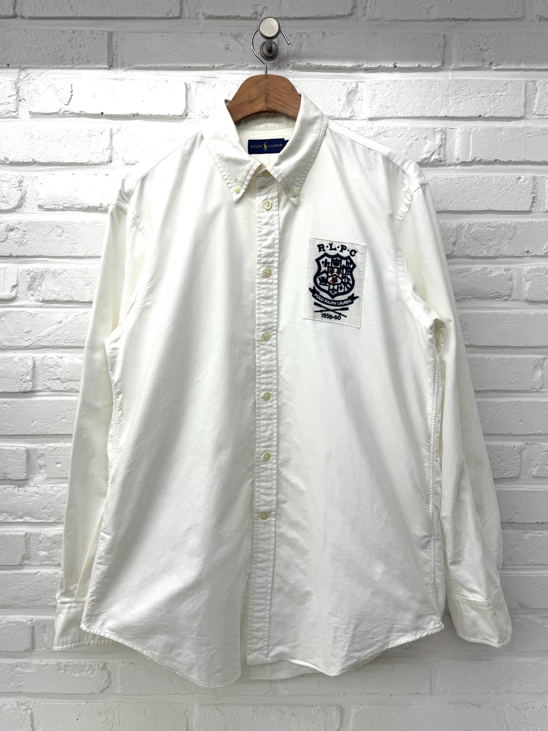 폴로 화이트 자수 셔츠 상품이미지1