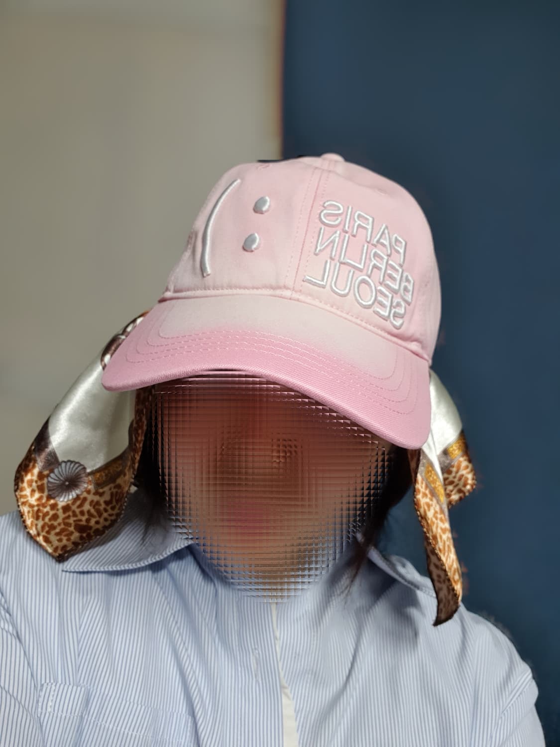 핑크 스마일 그라데이션 더뮤지엄비지터 모자 볼캡  상품이미지9