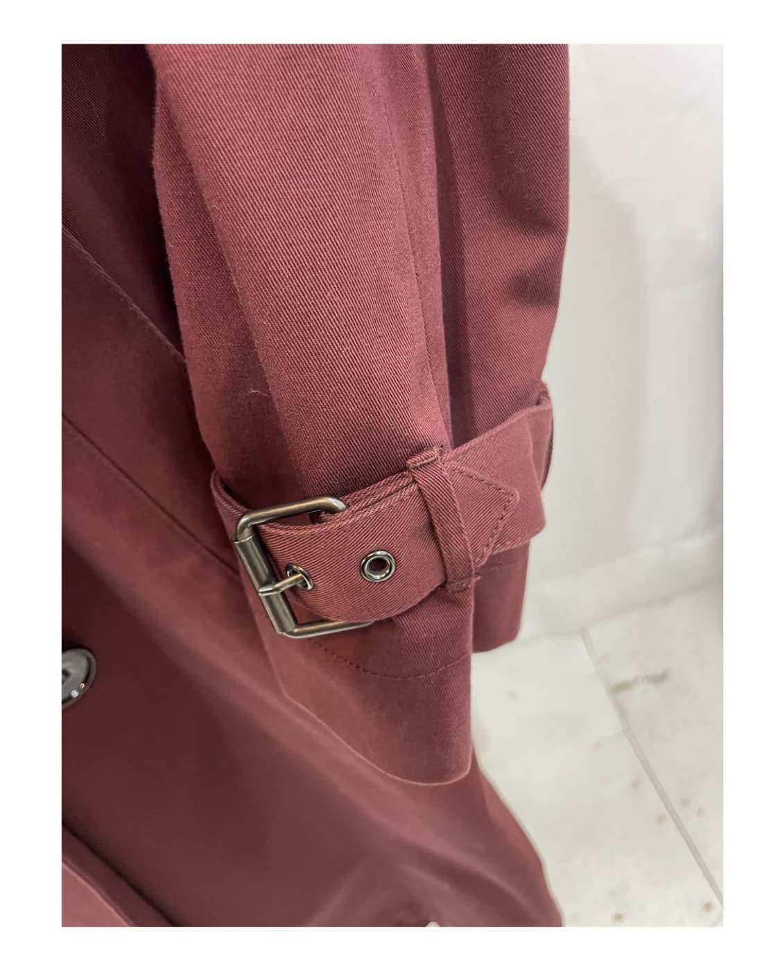 휴고 보스 버건디 색상 트렌치코트 상품이미지4