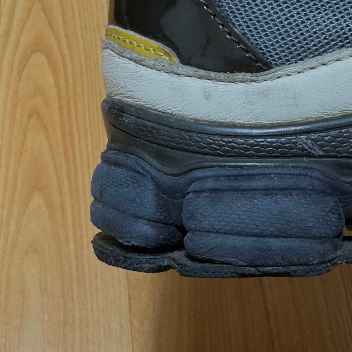 라프시몬스 13ss 홀로그램 패널 러너 하이 상품이미지8