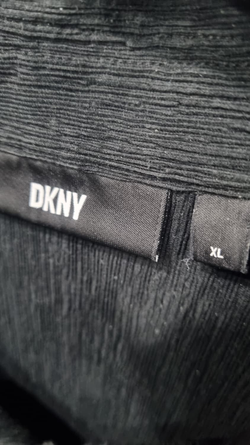 디 케이 케엔 와이 dkny (한섬) 105~110 카라넥 반팔티 상품이미지2