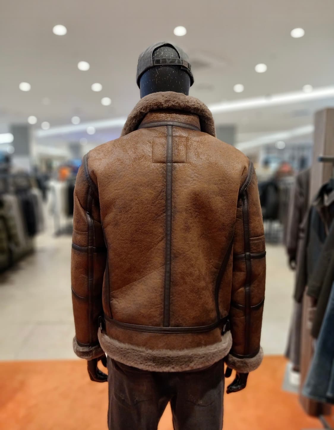 버커루 무스탕 XL 상품이미지4