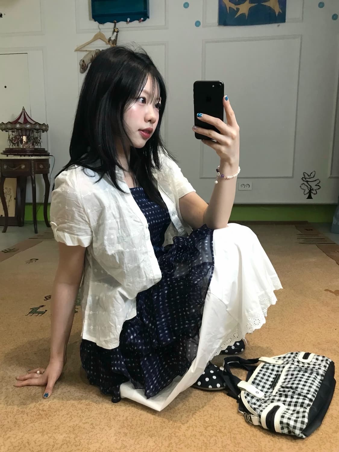 네이비 컬러 도트 원피스에 화이트 펀칭 가디건  코디𖧧 상품이미지2