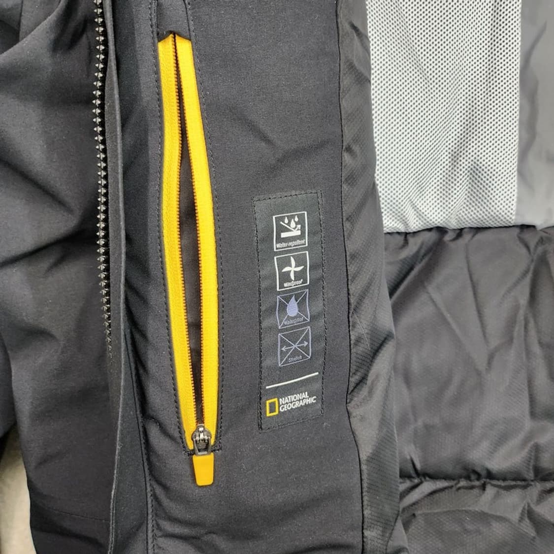 NATIONAL GEOGRAPHIC 헤비 덕다운 패딩 XXL 상품이미지4