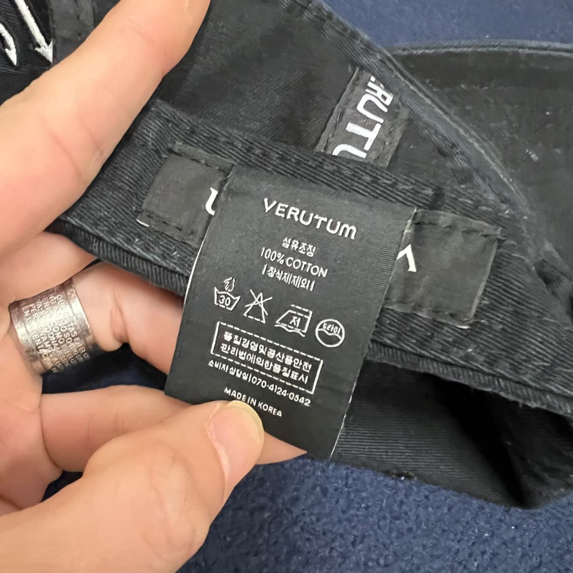 베루툼 시그니처 로고 볼캡 모자 상품이미지4