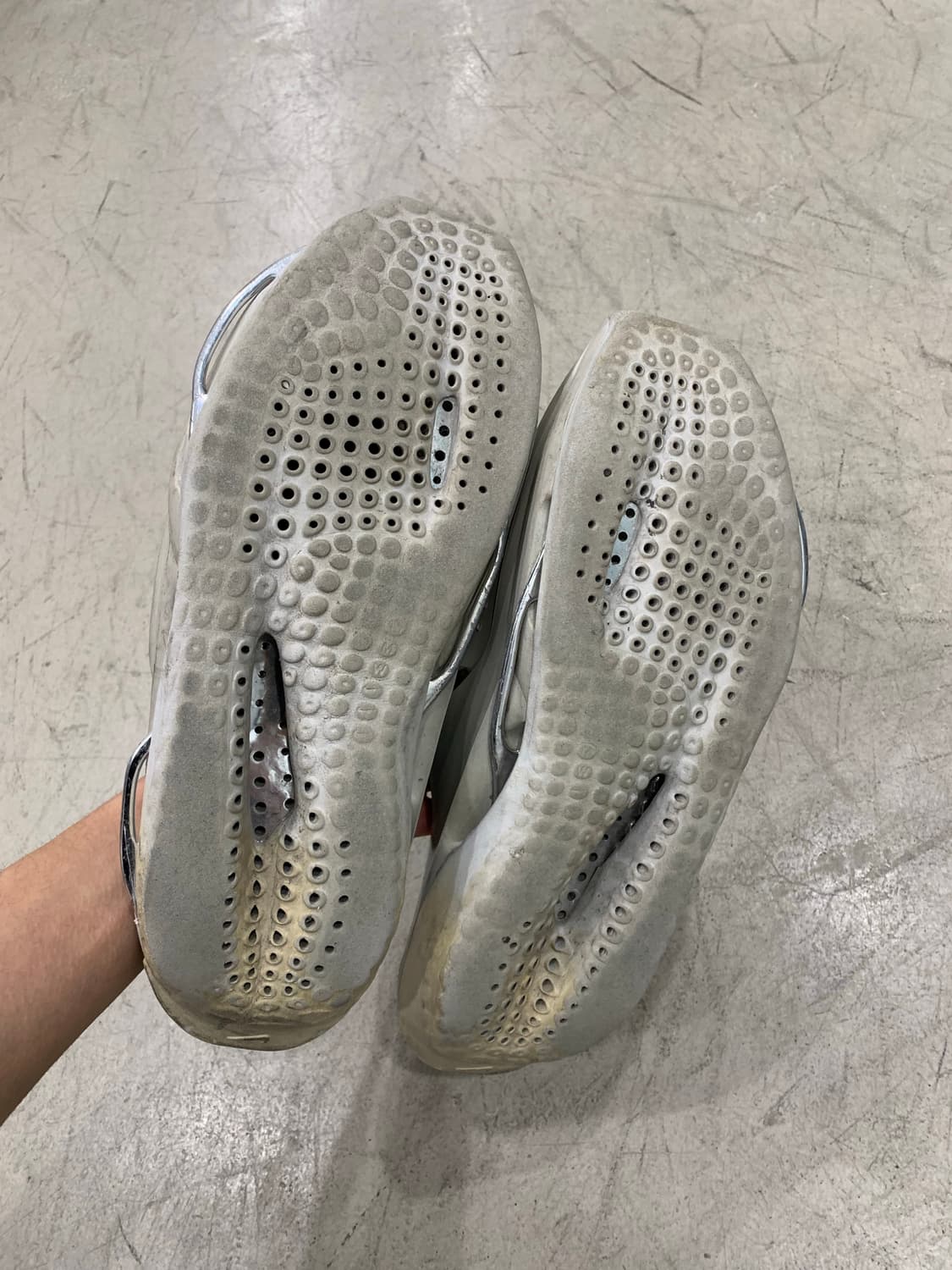 나이키 매튜 윌리엄스 005 슬라이드 라이트 본 앤 크롬 상품이미지4