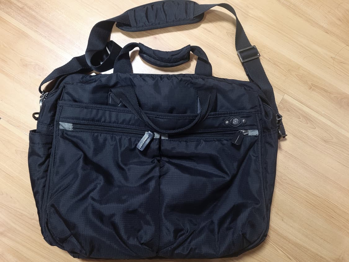 미사용) 피에르가르뎅 크로스백 가방 상품이미지1