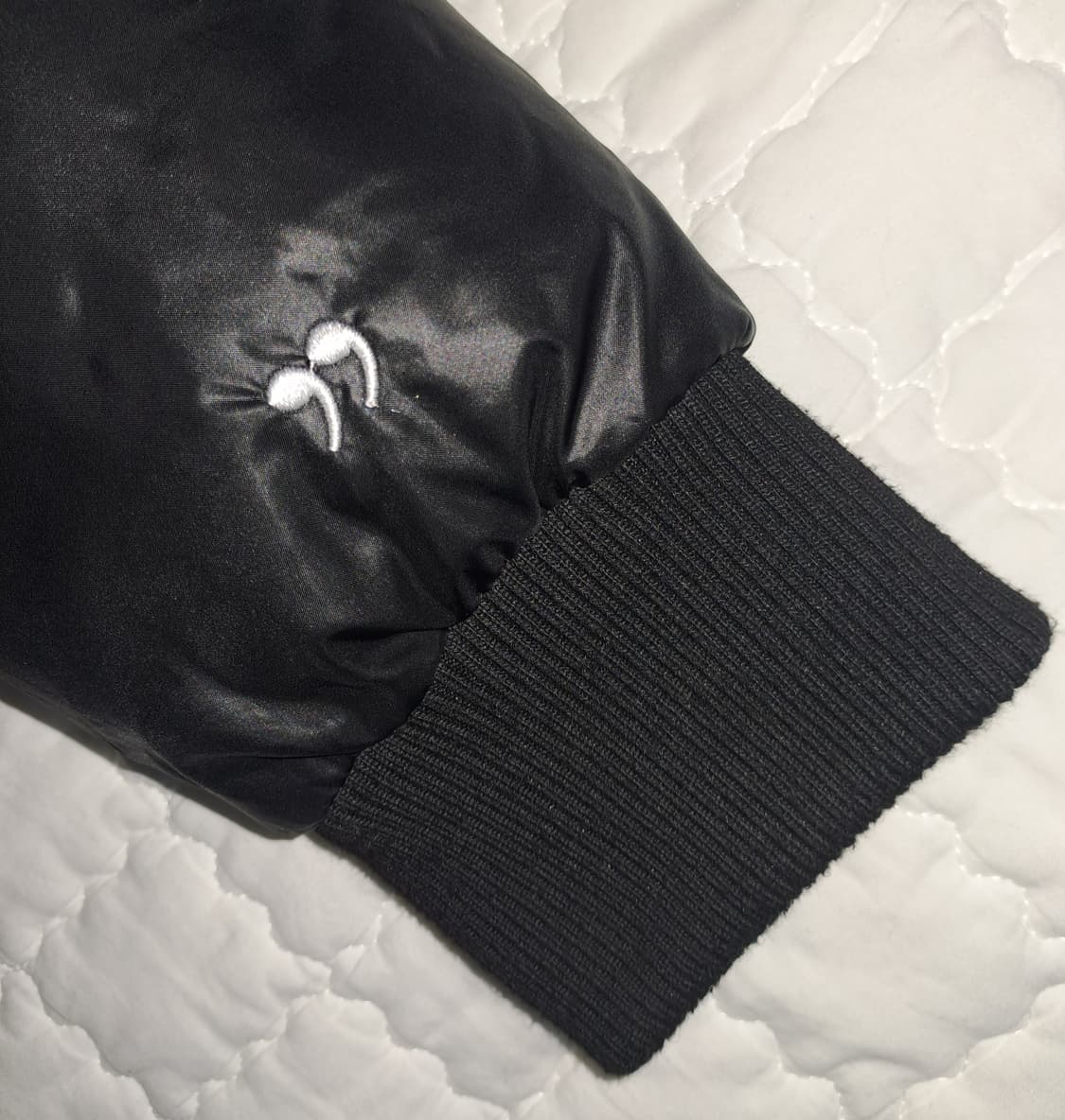 (공홈품절)y2k 애즈온 크롭 숏 푸퍼 자켓 블랙 상품이미지4