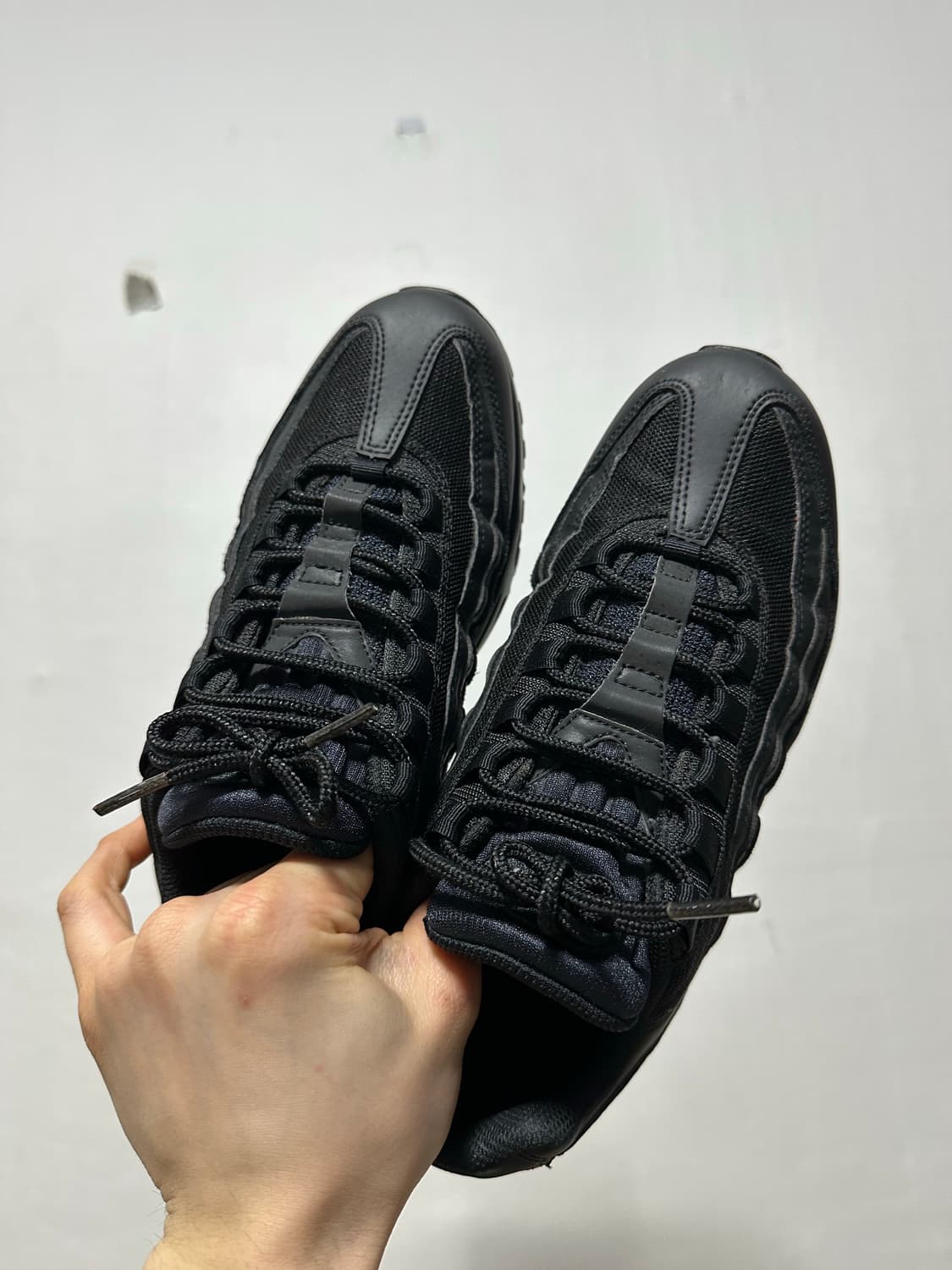 나이키 에어맥스95 에센셜 트리플 블랙 상품이미지6