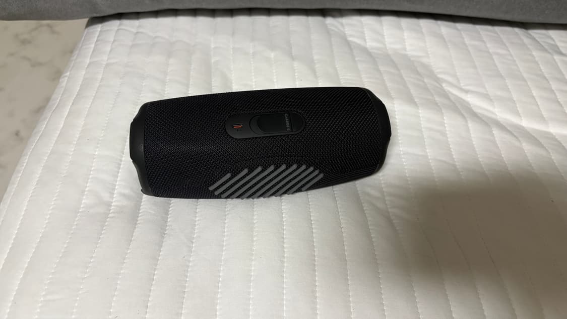 jbl charge5 블랙 상품이미지2