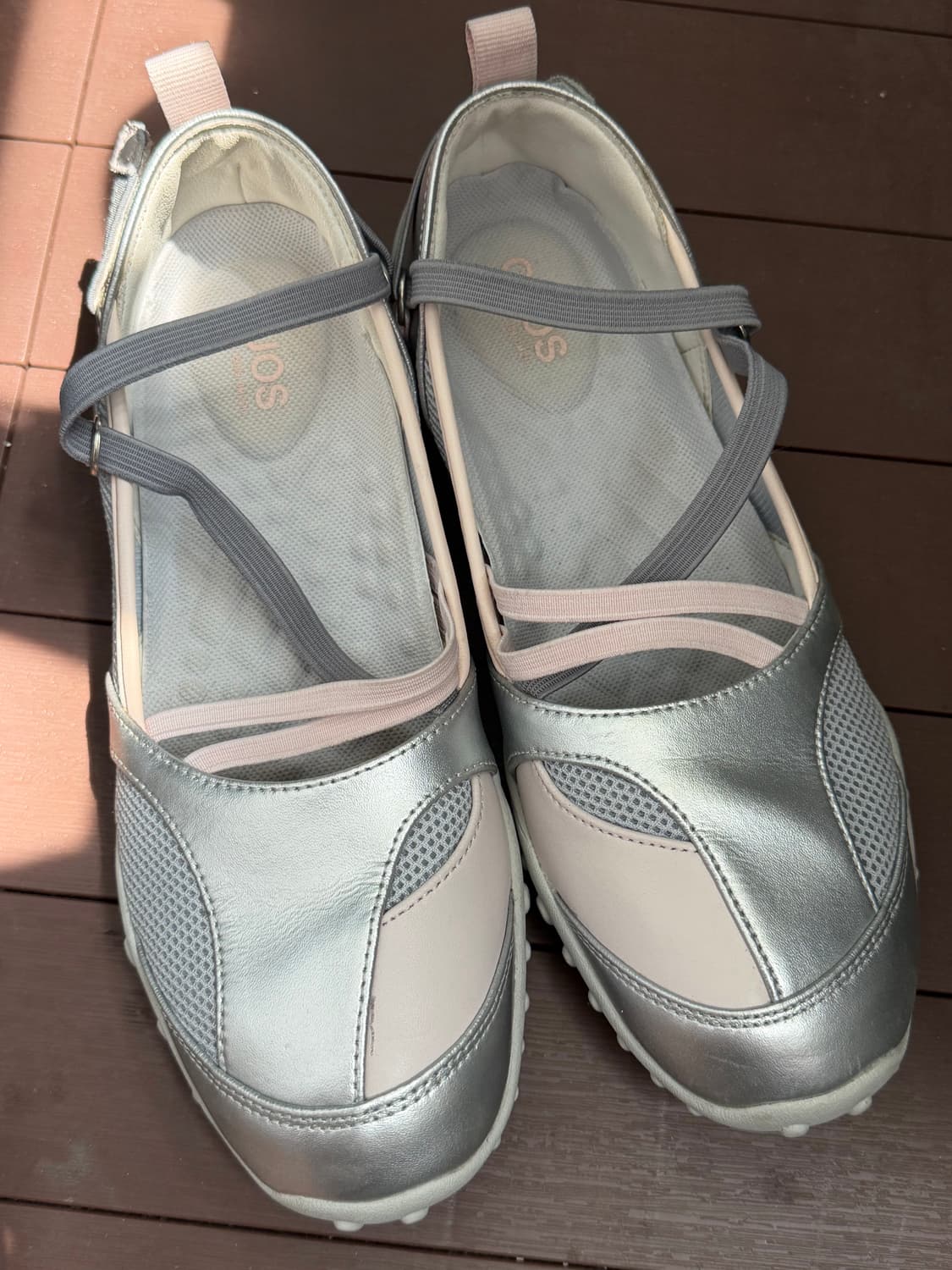 오호스 OJOS Strap Embossed ToeShoes 메리제인 실버 상품이미지1