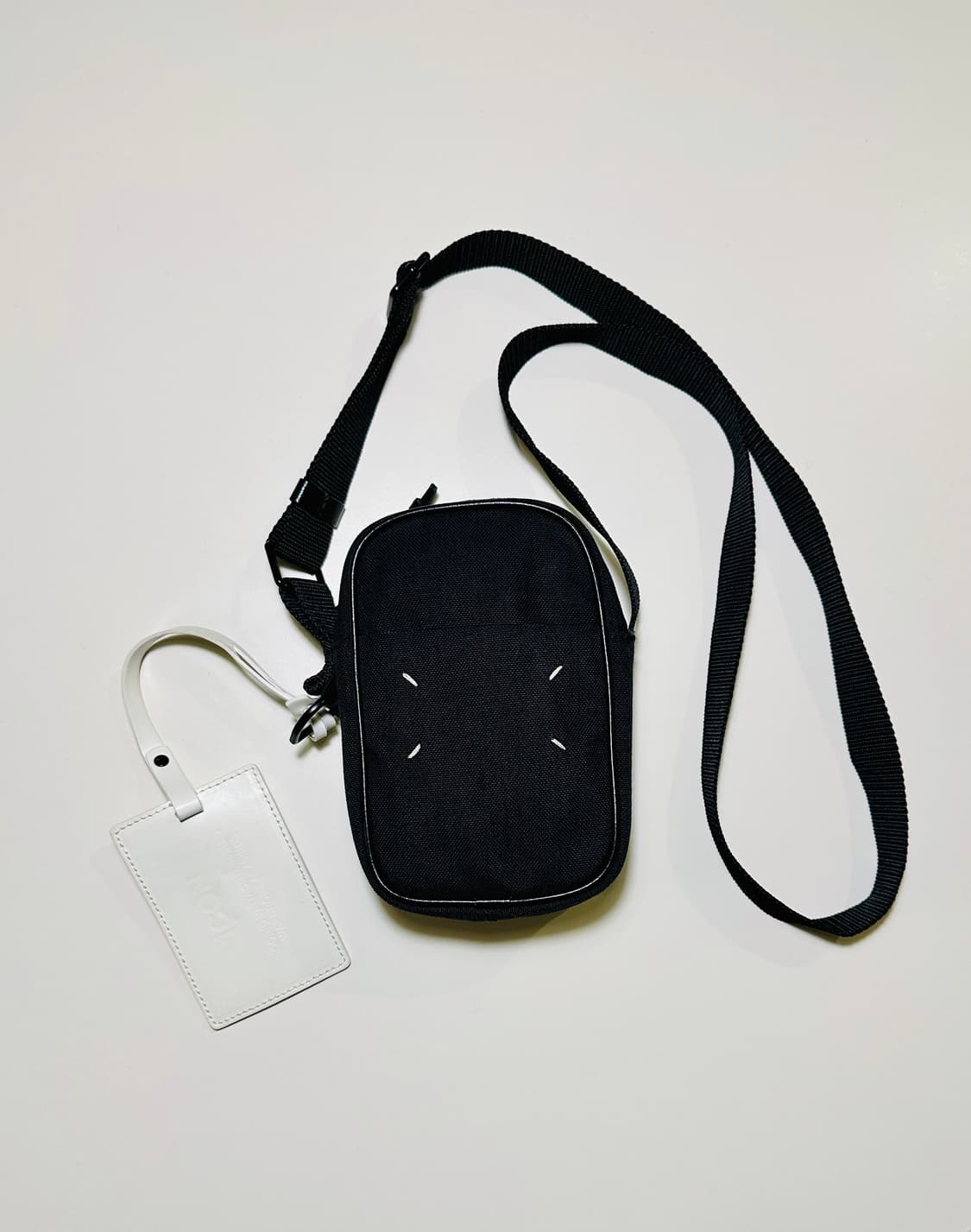 메종 마르지엘라 미니 크로스 백 블랙 카메라백 상품이미지1