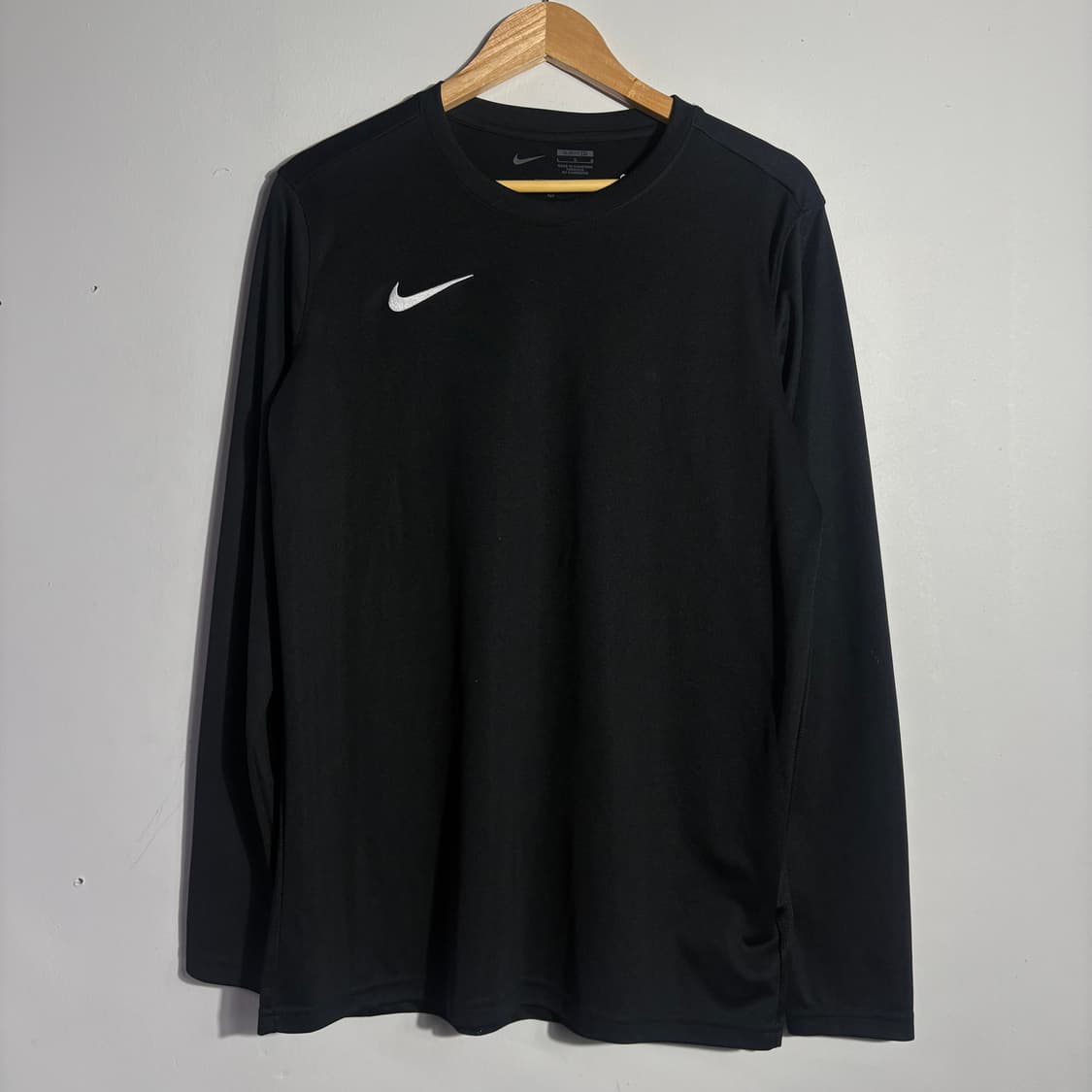 나이키 블랙 스우시 긴팔 기능성 티셔츠 (무료배송) 상품이미지1