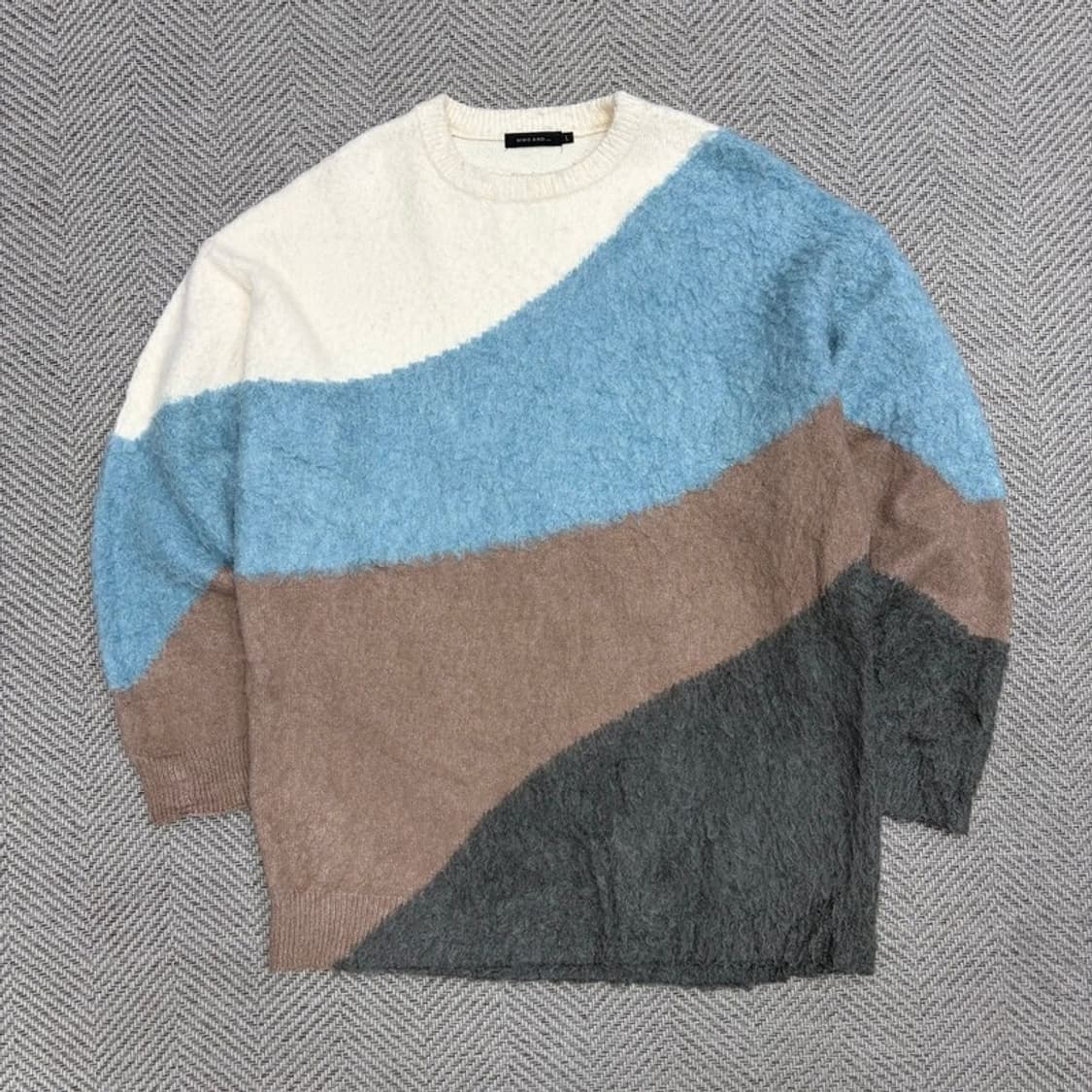 니코 앤드 웨이브 패턴 스웨터 v1140 상품이미지1