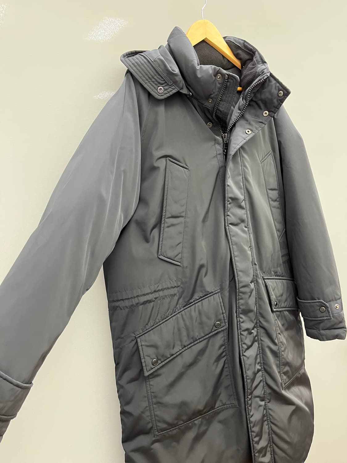 헤지스 블랙 후드 롱 구스패딩 상품이미지2