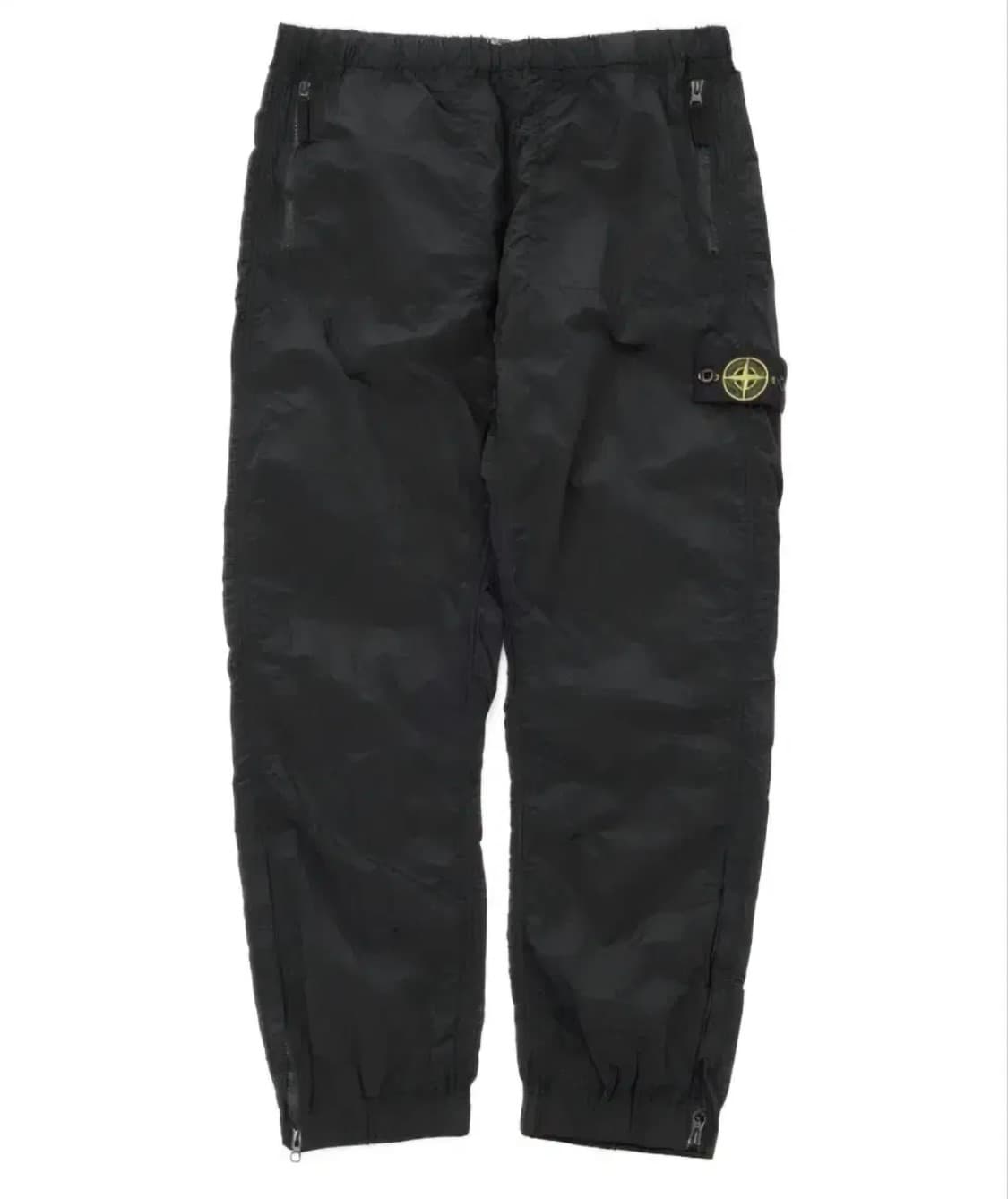 스톤 아일랜드 나일론 메탈 팬츠 상품이미지1