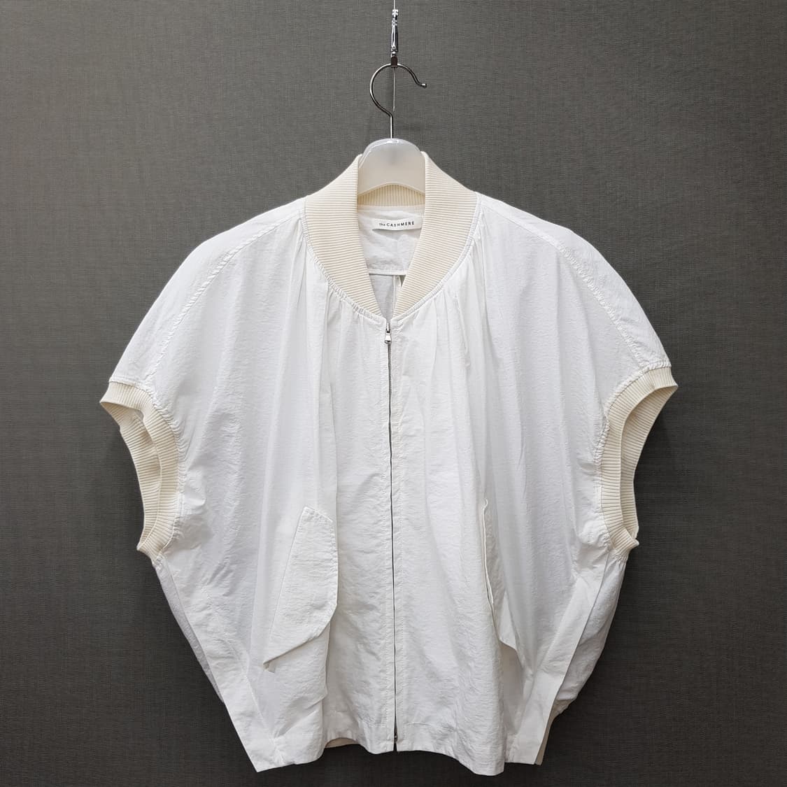 한섬 더캐시미어 2022 루즈핏 나일론 집업 점퍼 88-98-165사이즈 상품이미지1