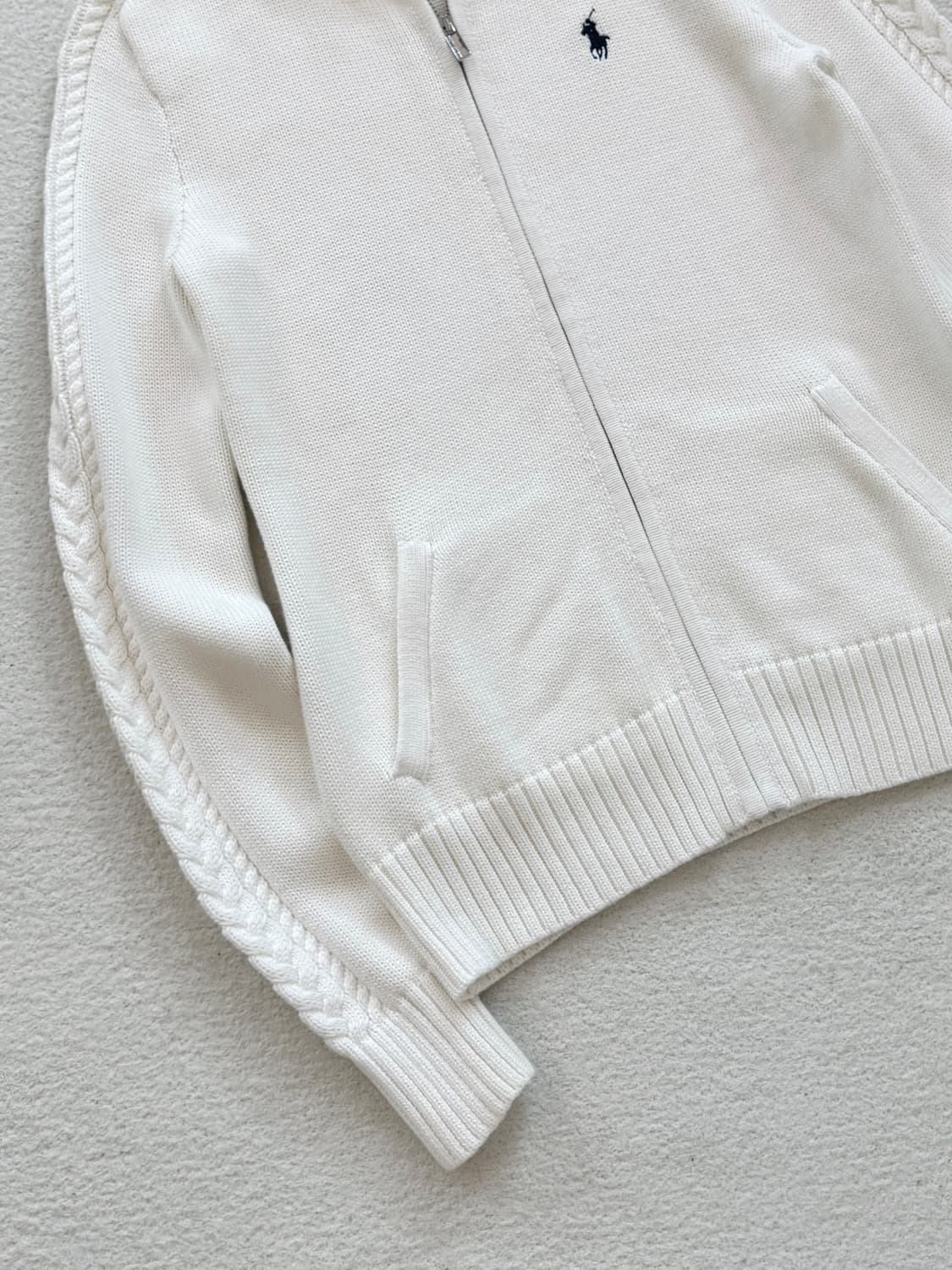 폴로 화이트 꽈배기 집업 상품이미지3