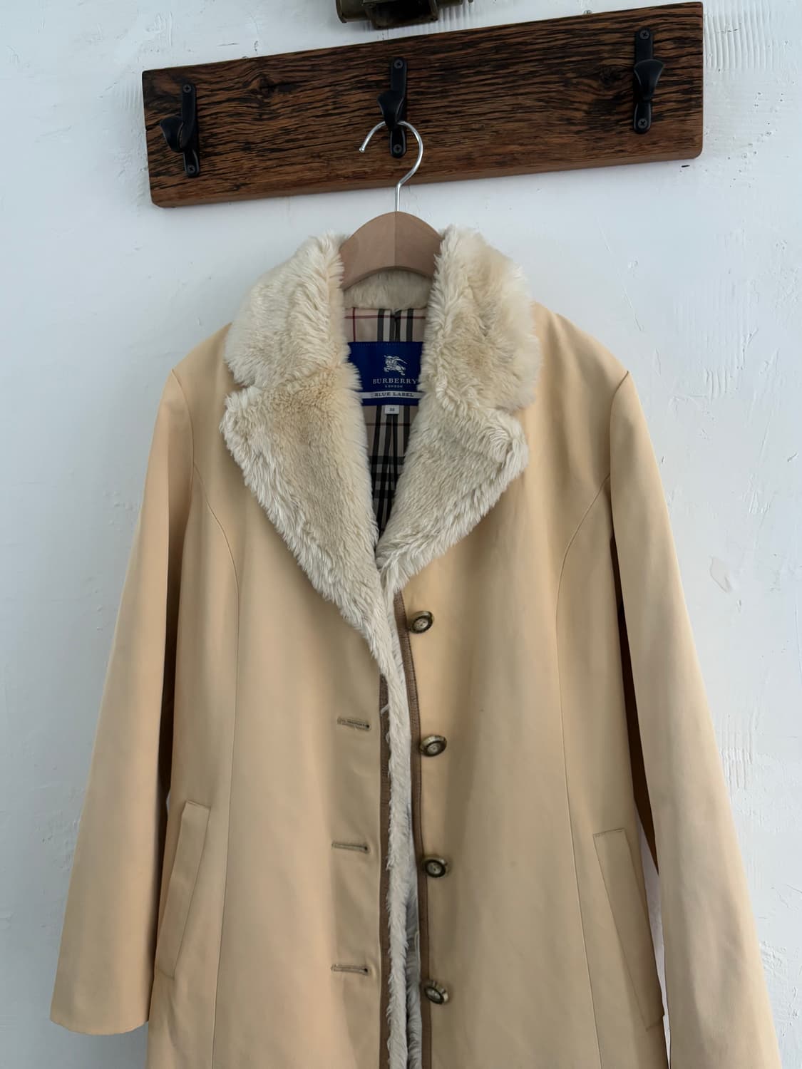 Burberry 버버리 옐로우 시어링  롱 코트 상품이미지4