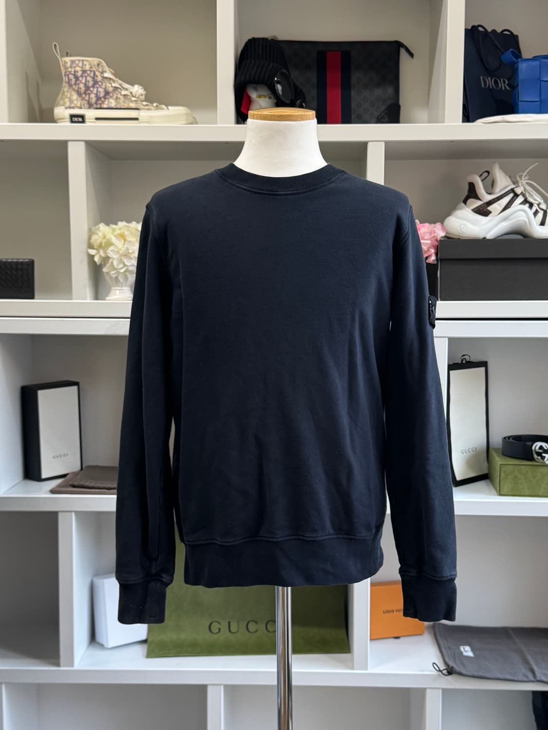 [새상품급,M] 스톤아일랜드 블랙 맨투맨 상품이미지1