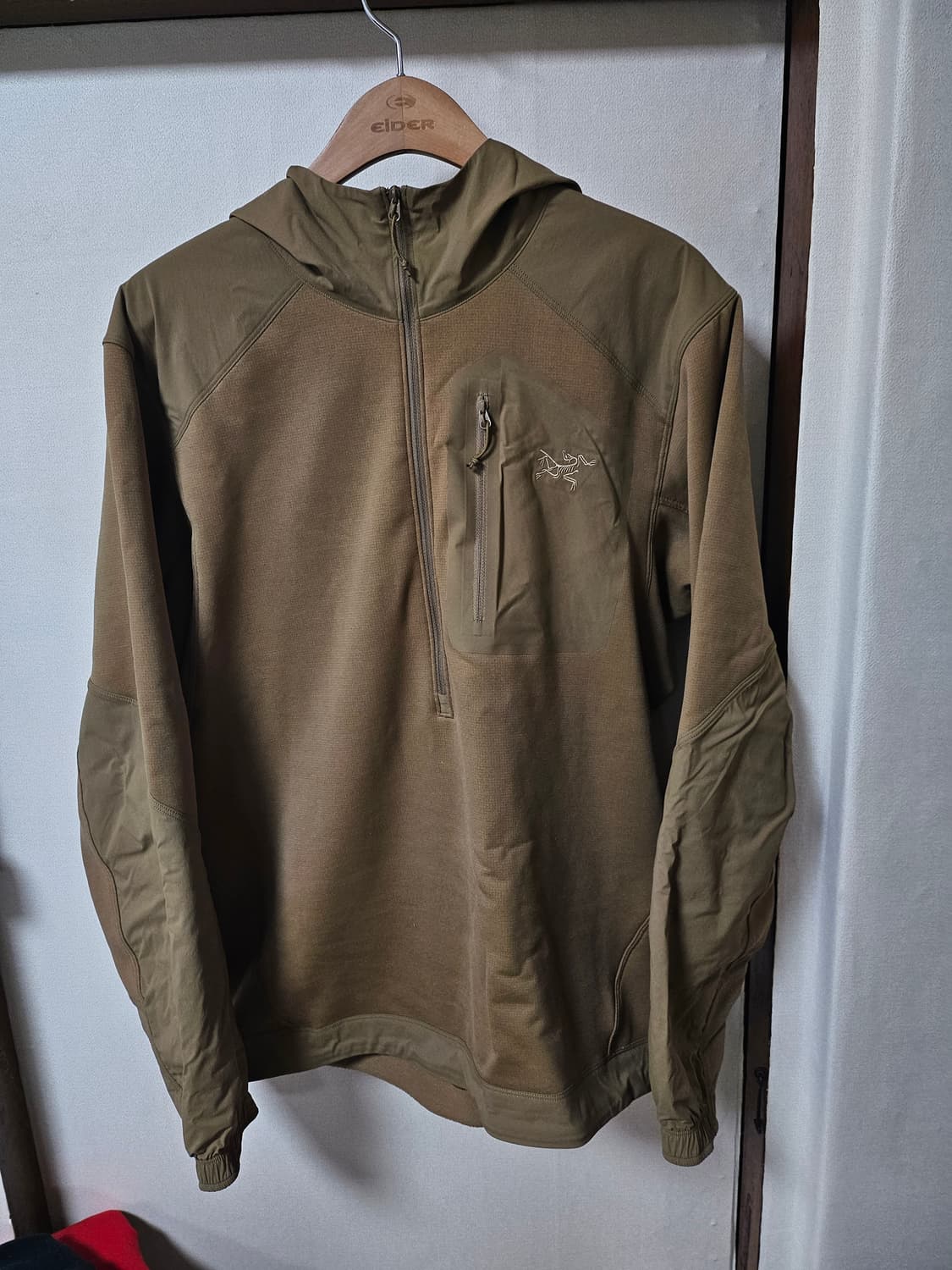 아크테릭스 FW25 컨실 풀오버 후디 남성M(105) 상품이미지2