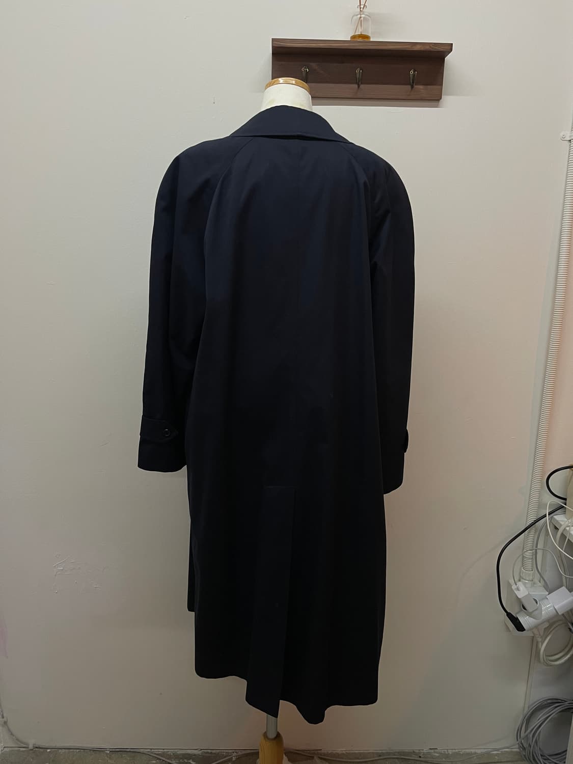 버버리 네이비 트렌치 코트 자켓 상품이미지2