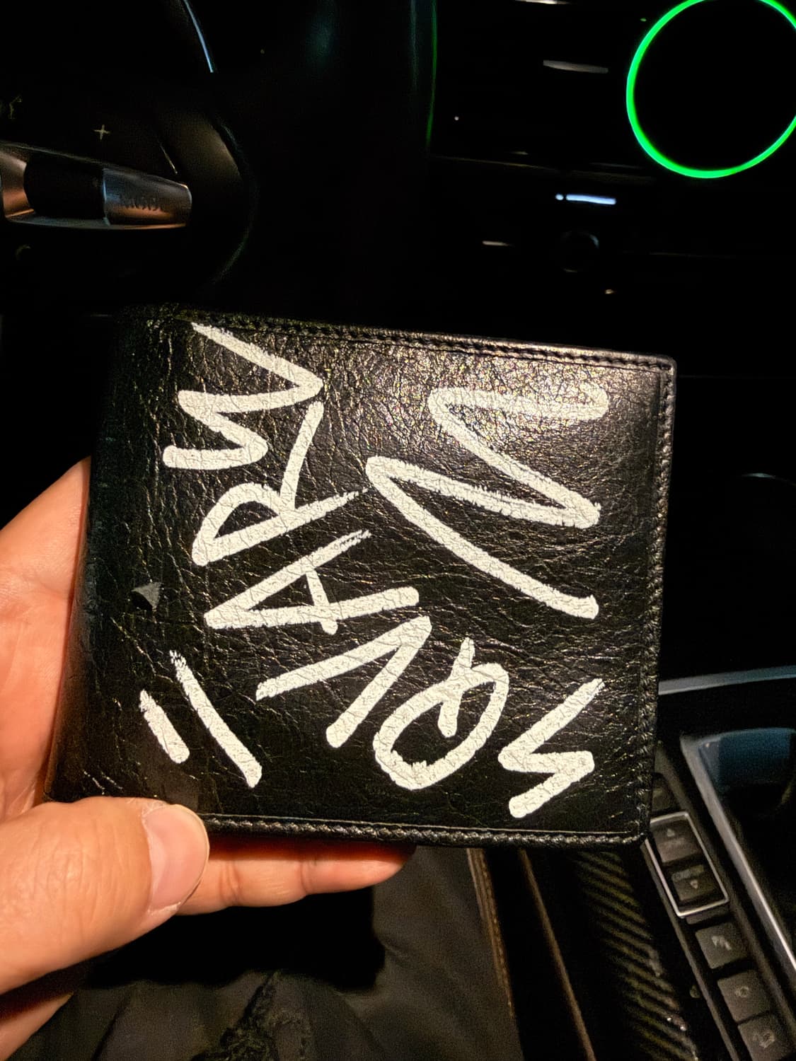 발렌시아가 스퀘어 그래피티 반지갑 상품이미지2