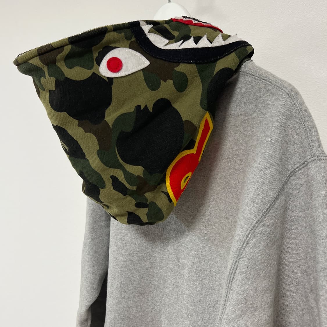 베이프 1st 카모 PONR 샤크 후드집업 그레이 상품이미지5