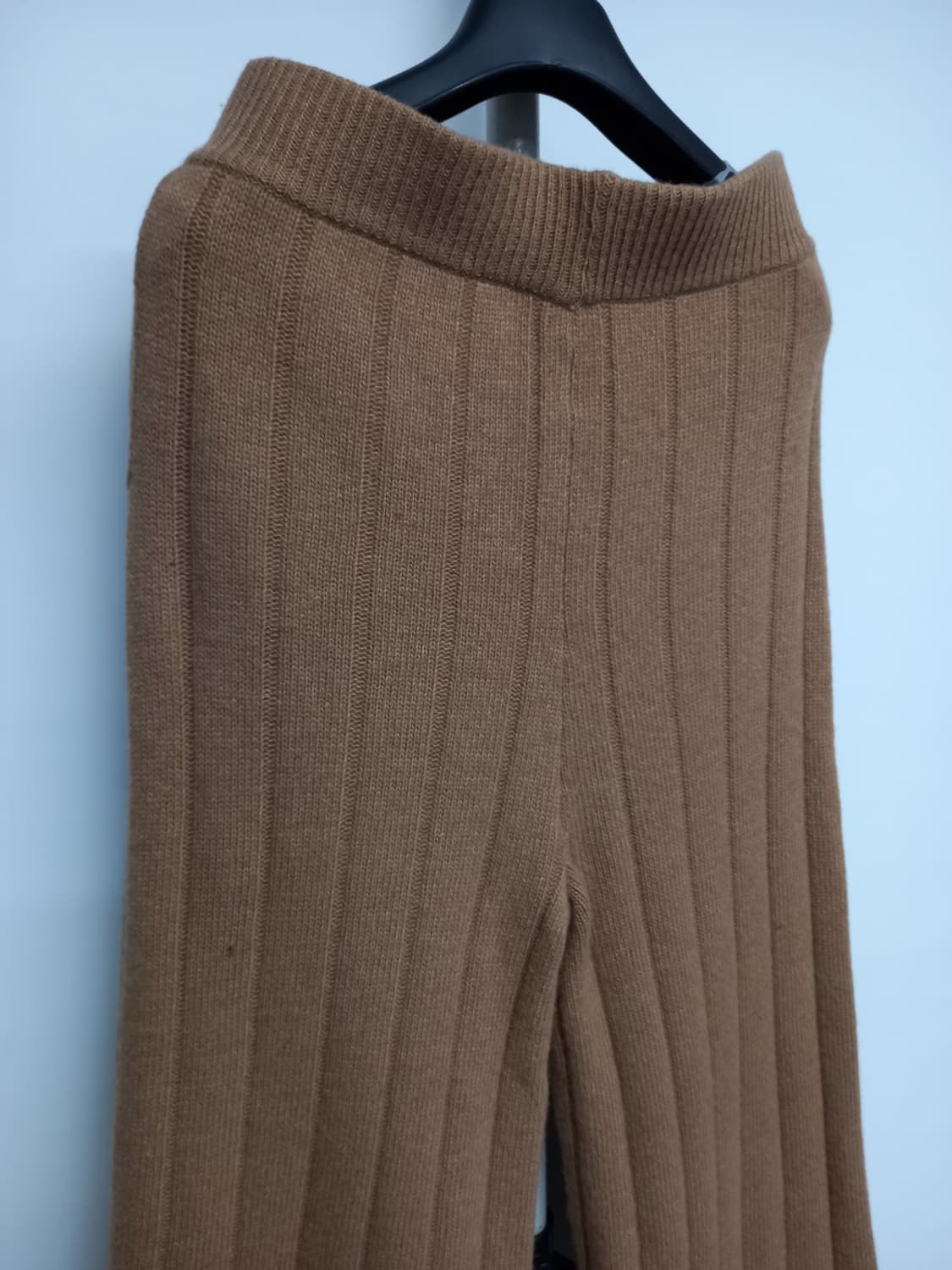새 돌체비타 춘추동 캐시미어블랜 일자통핏 니트팬츠 F 상품이미지6