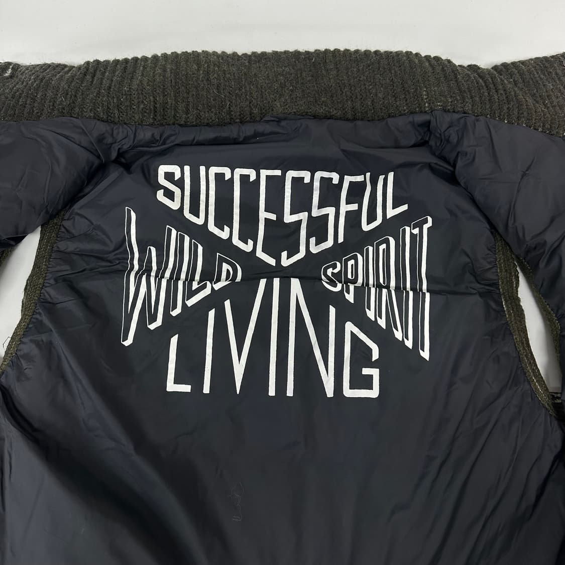 디젤 그라데이션 니트 구스 다운 패딩 조끼 상품이미지8