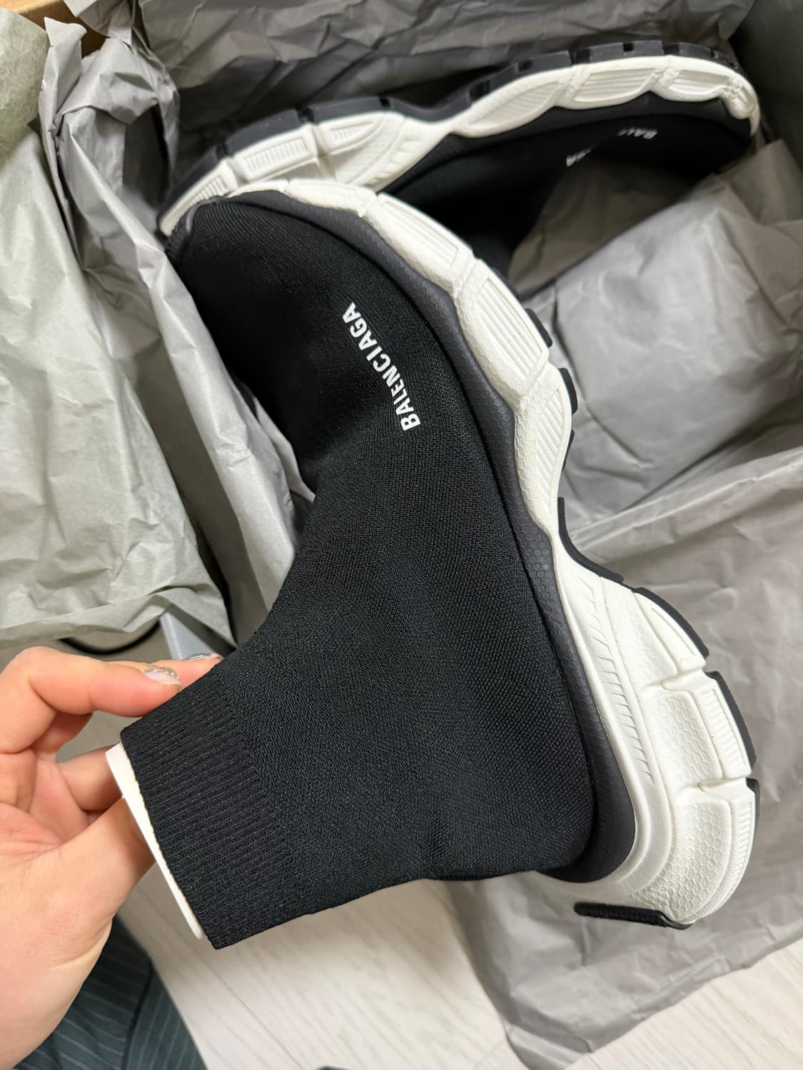 발렌시아가 3XL 삭 리사이클 니트 스니커즈 38 (250)  상품이미지4