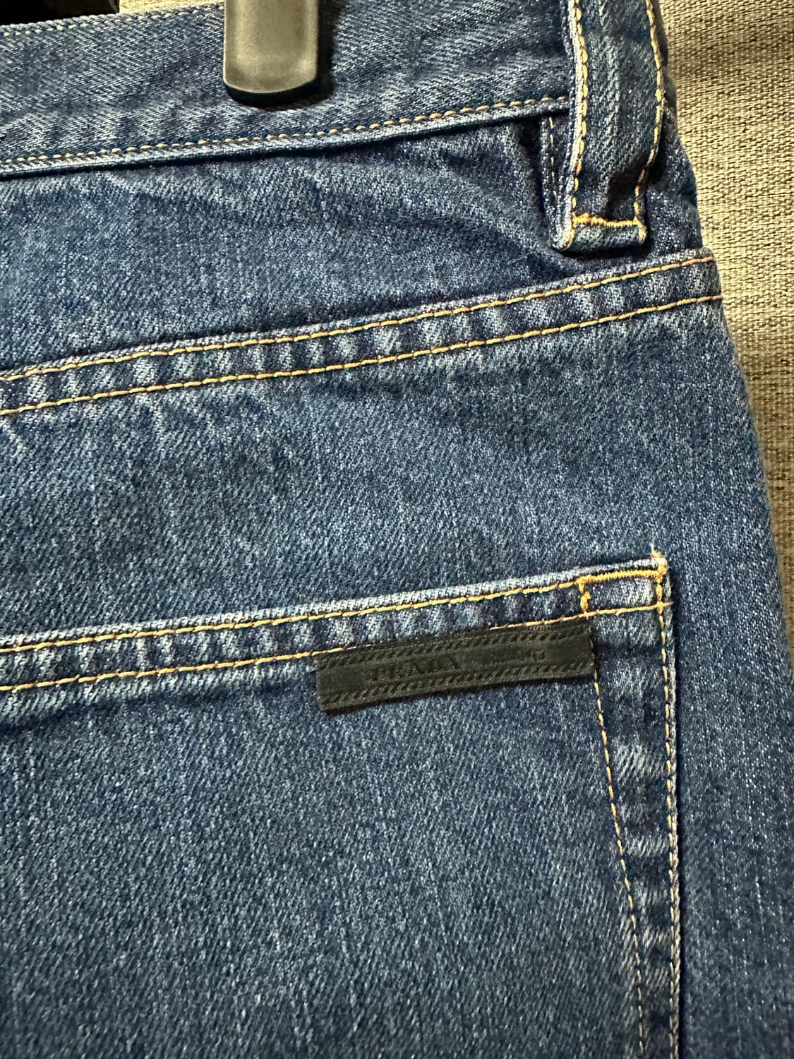 프라다 아카이브 로고 데님 팬츠 (30) 상품이미지4