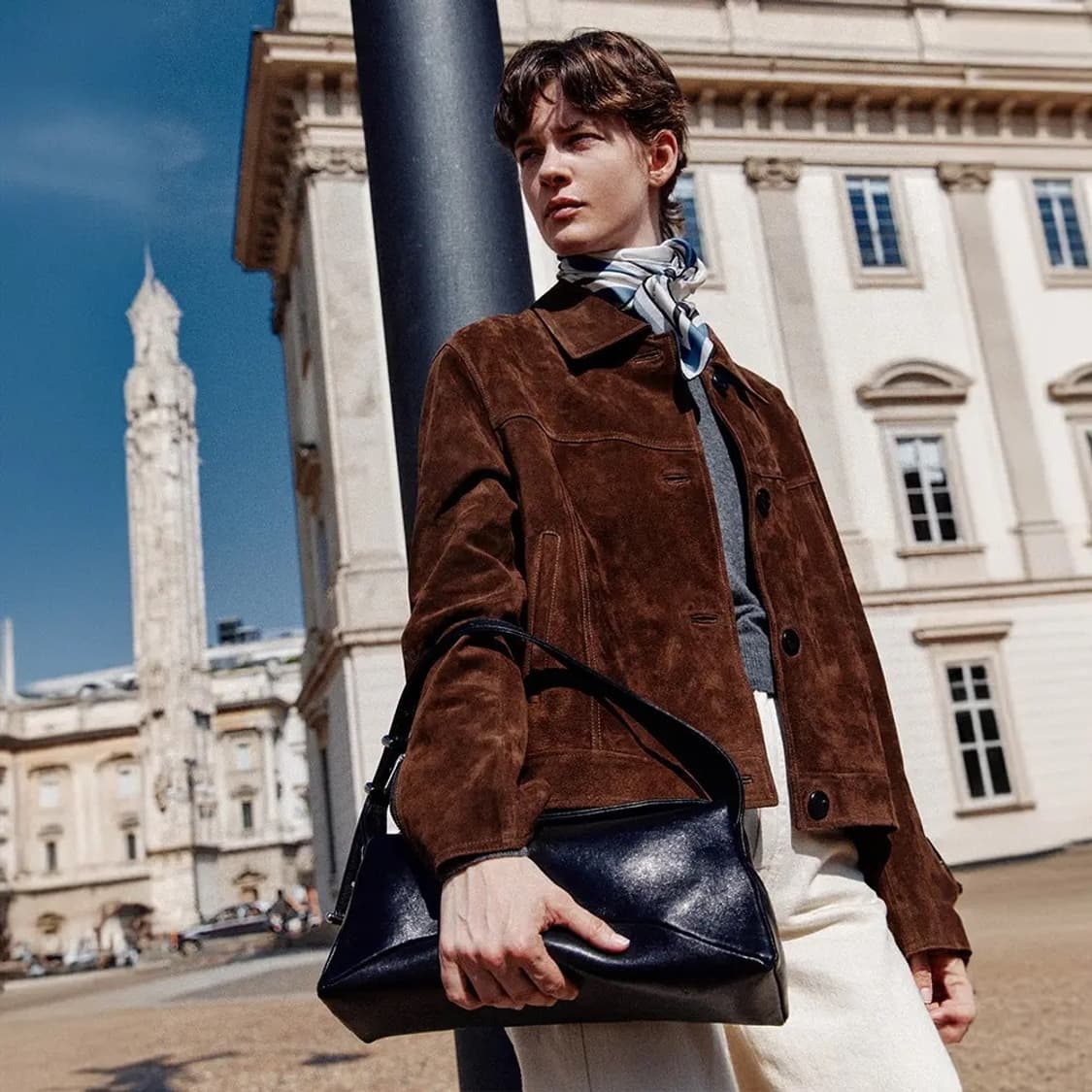 루에브르 리얼레더 스웨이드 자켓 / 리본빛 아우브아워 호와스 드파운드 상품이미지1